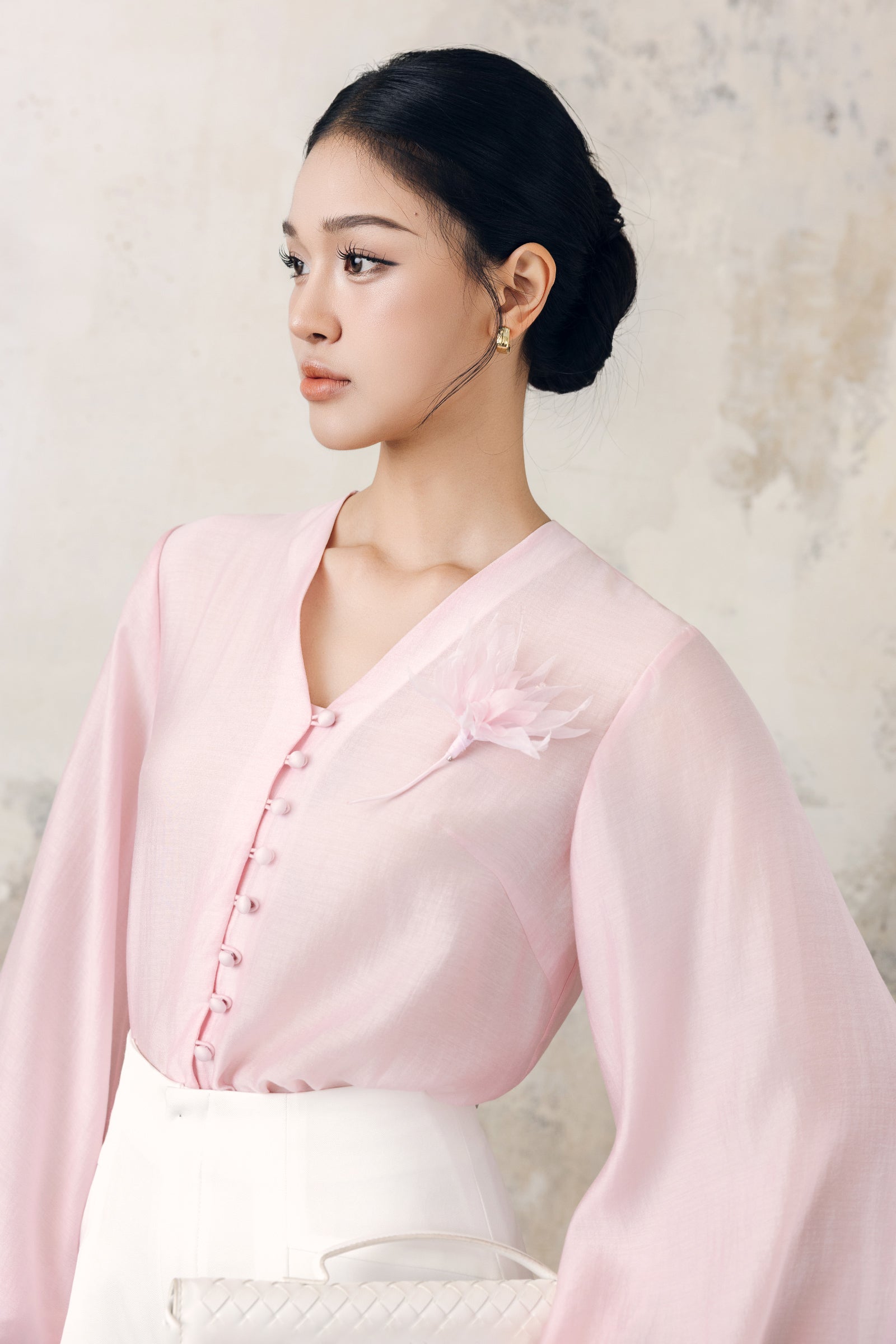 Hong Yen Bishop Sleeve Shirt