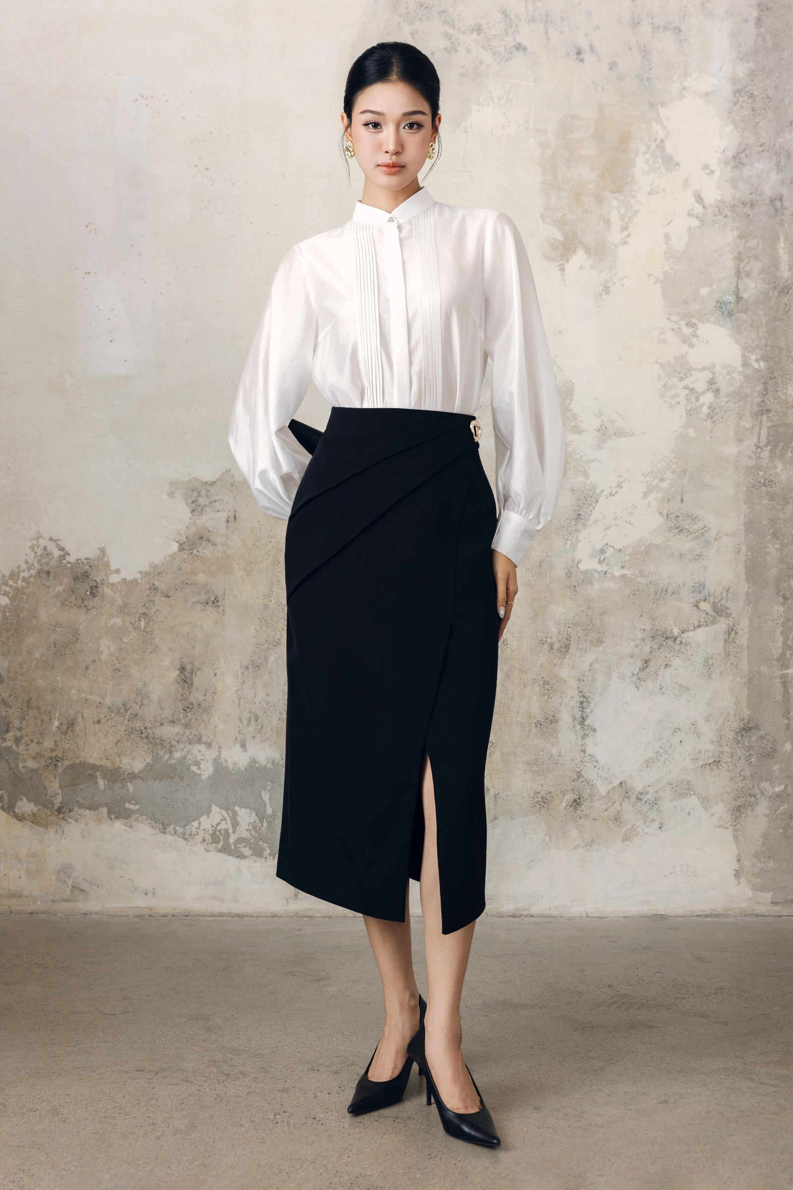 Moc Thanh Pleated Skirt
