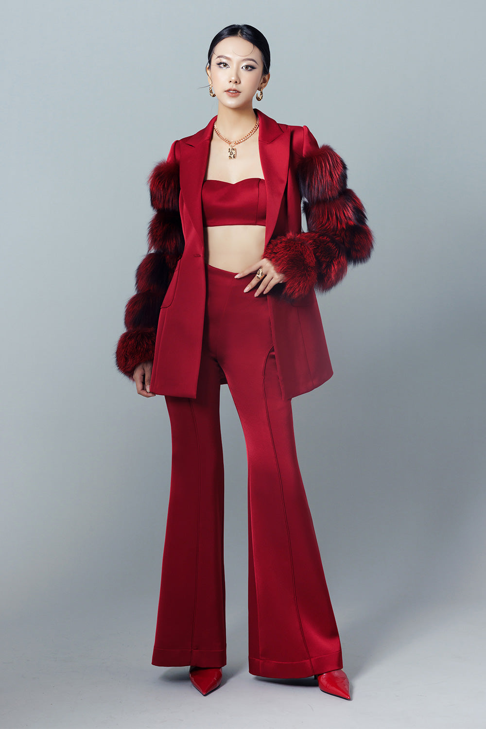 Glamous Strapless Semi-Heart Neck Taffeta Bralette