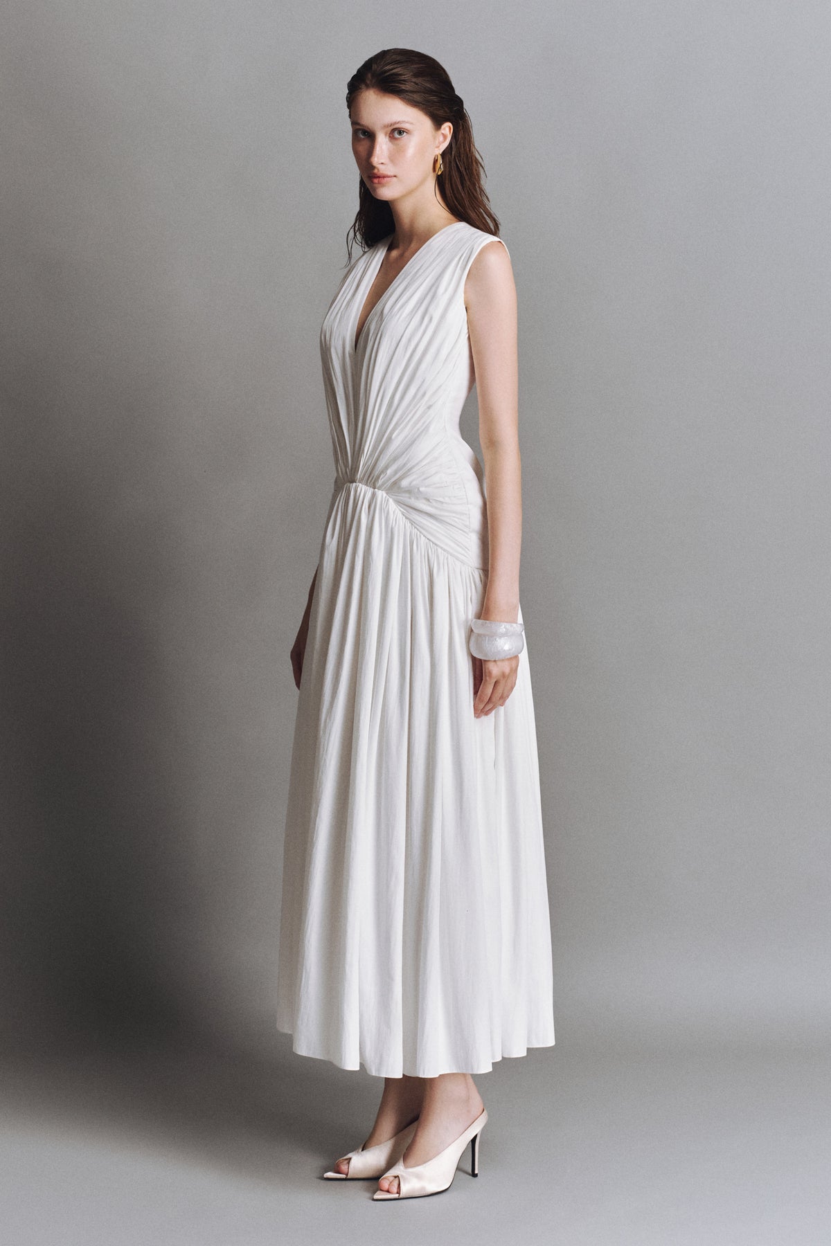 Slope V-Neck Midi Dress
