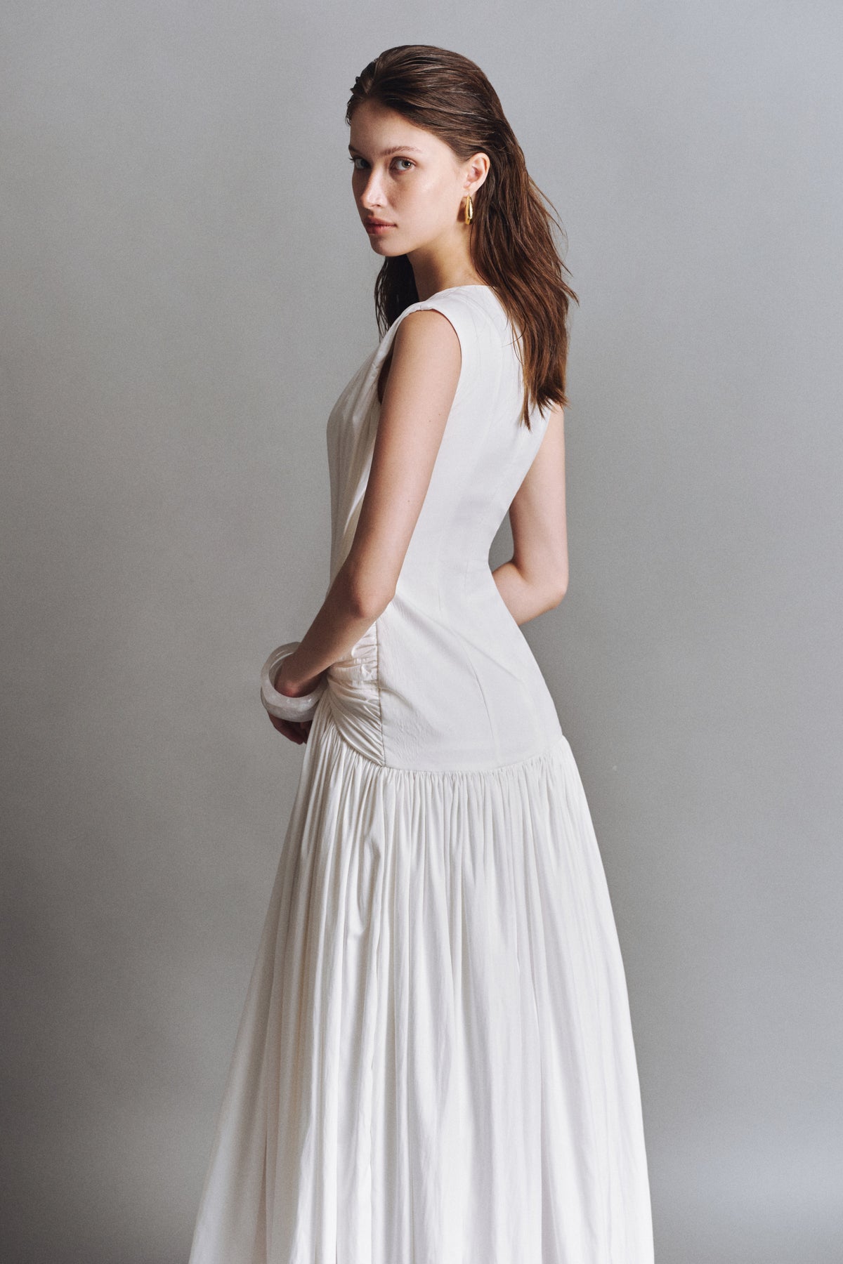 Slope V-Neck Midi Dress