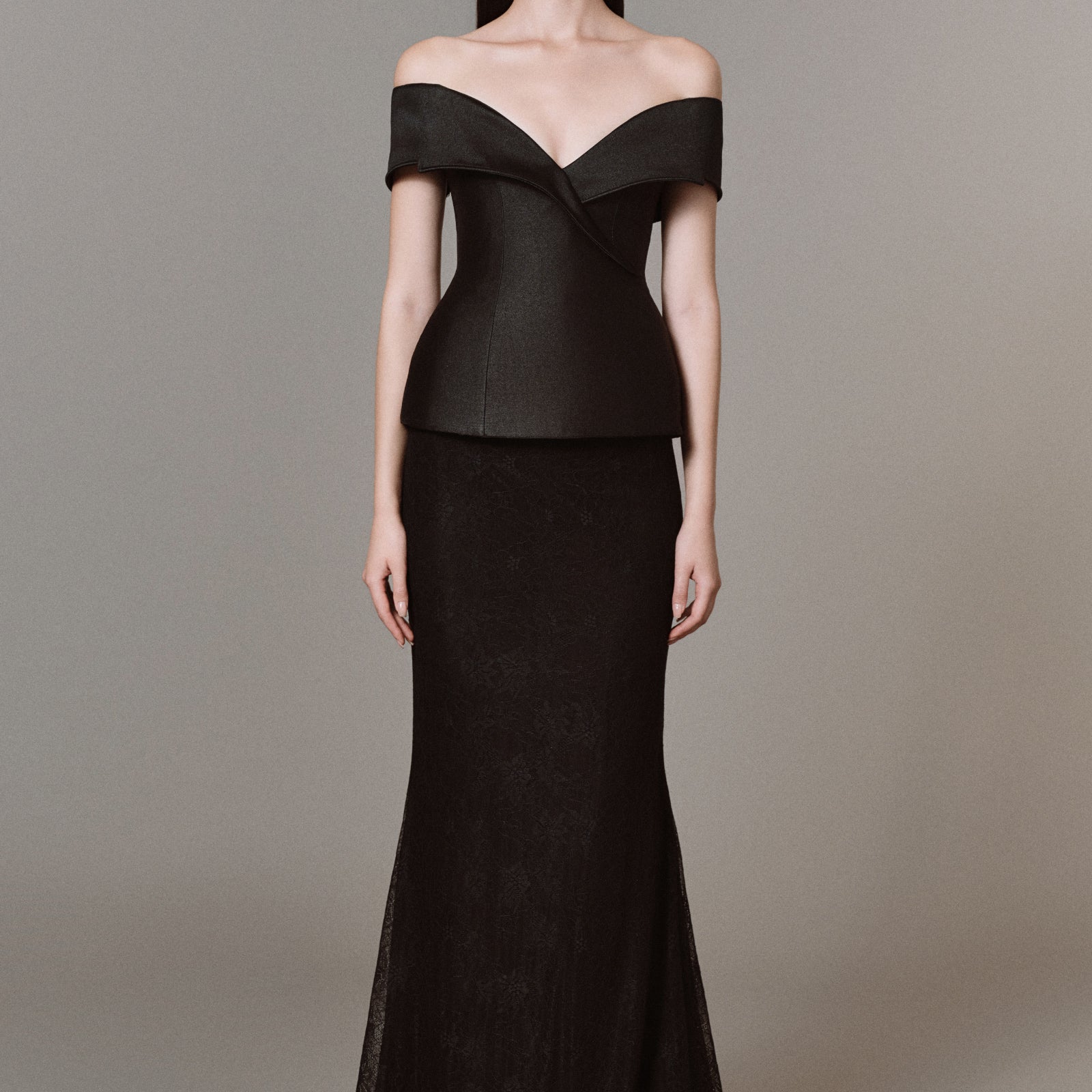 Delphine Off-Shoulder Top
