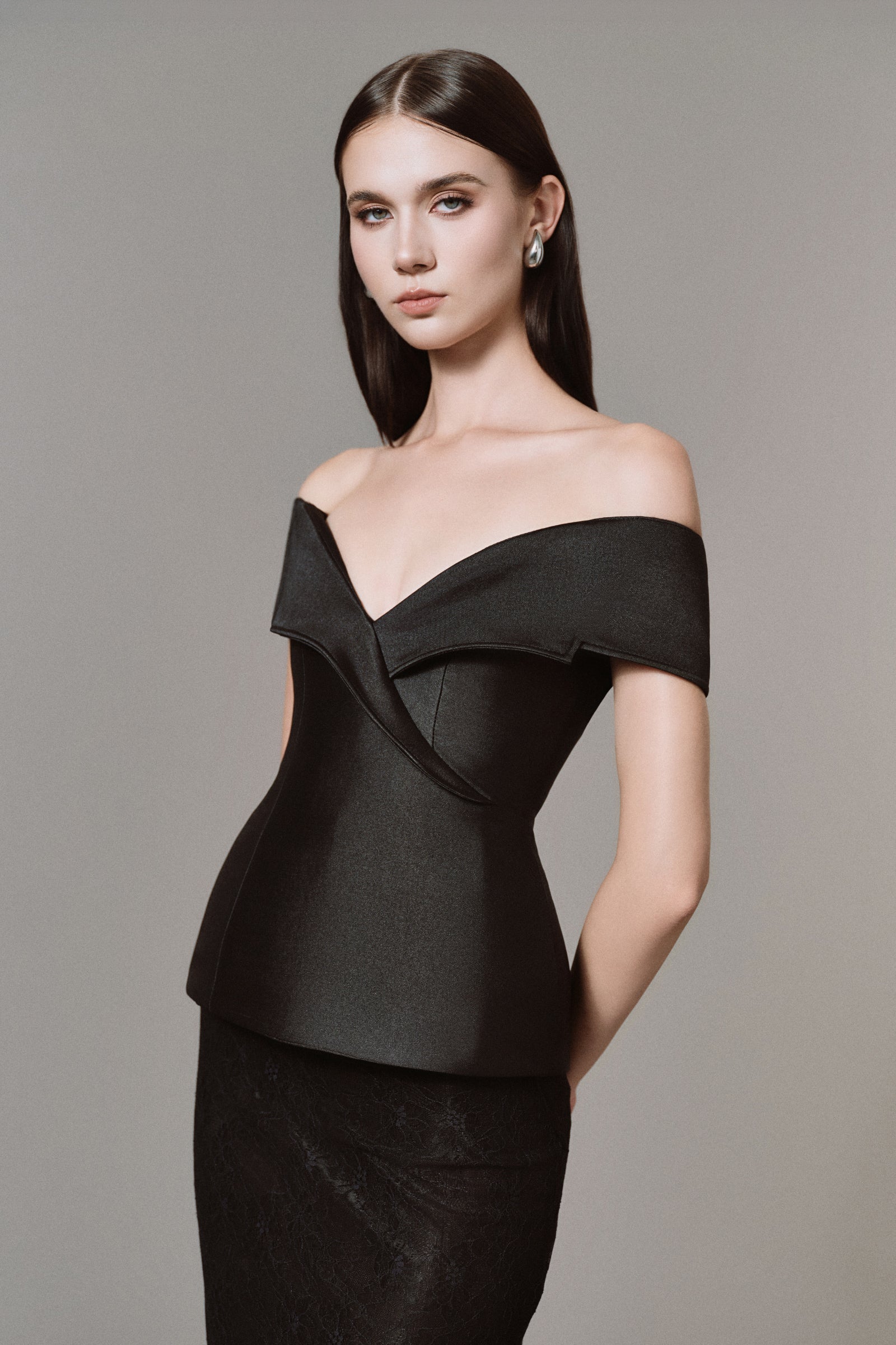 Delphine Off-Shoulder Top - MEAN BLVD
