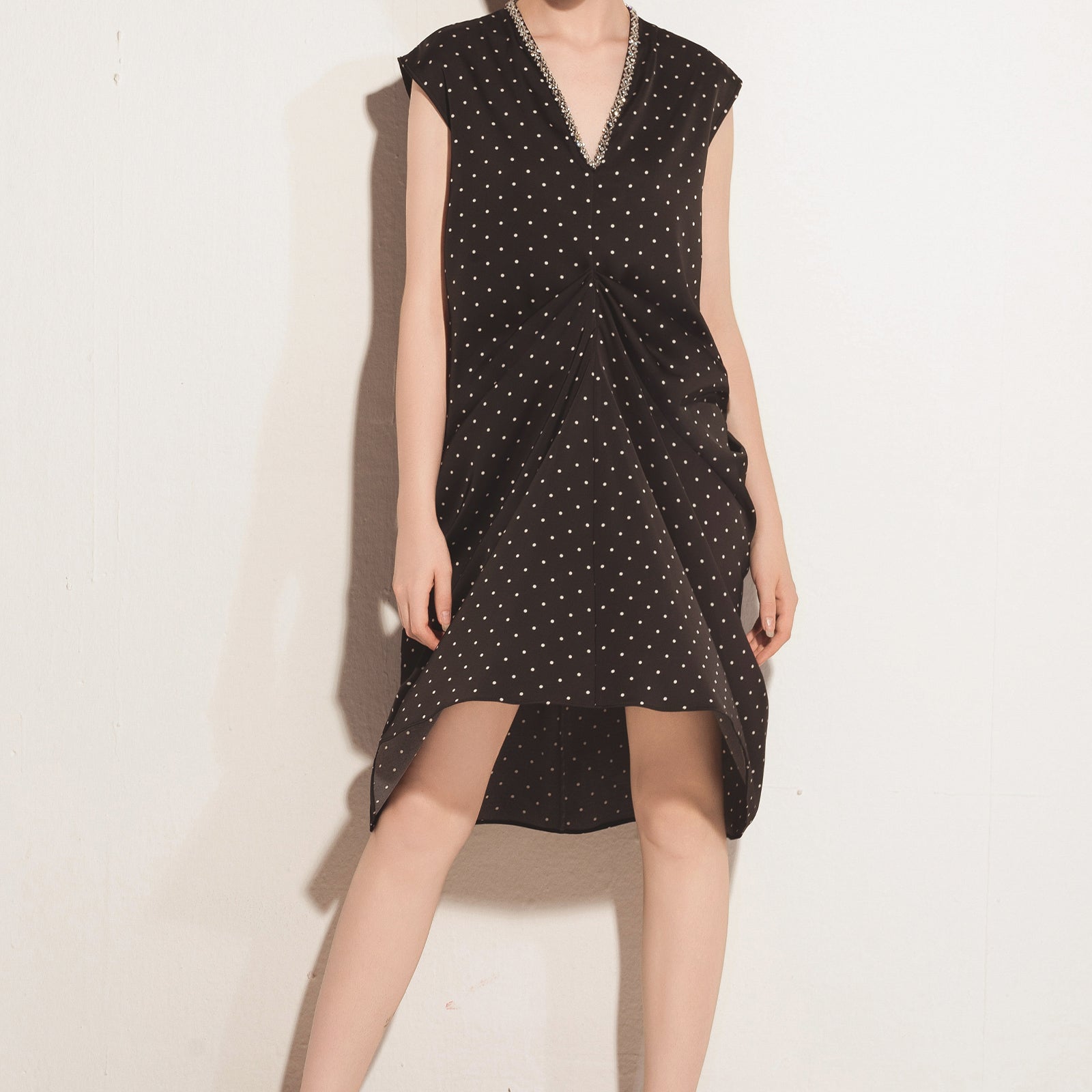 Delphine V-neck Midi Dress - MEAN BLVD