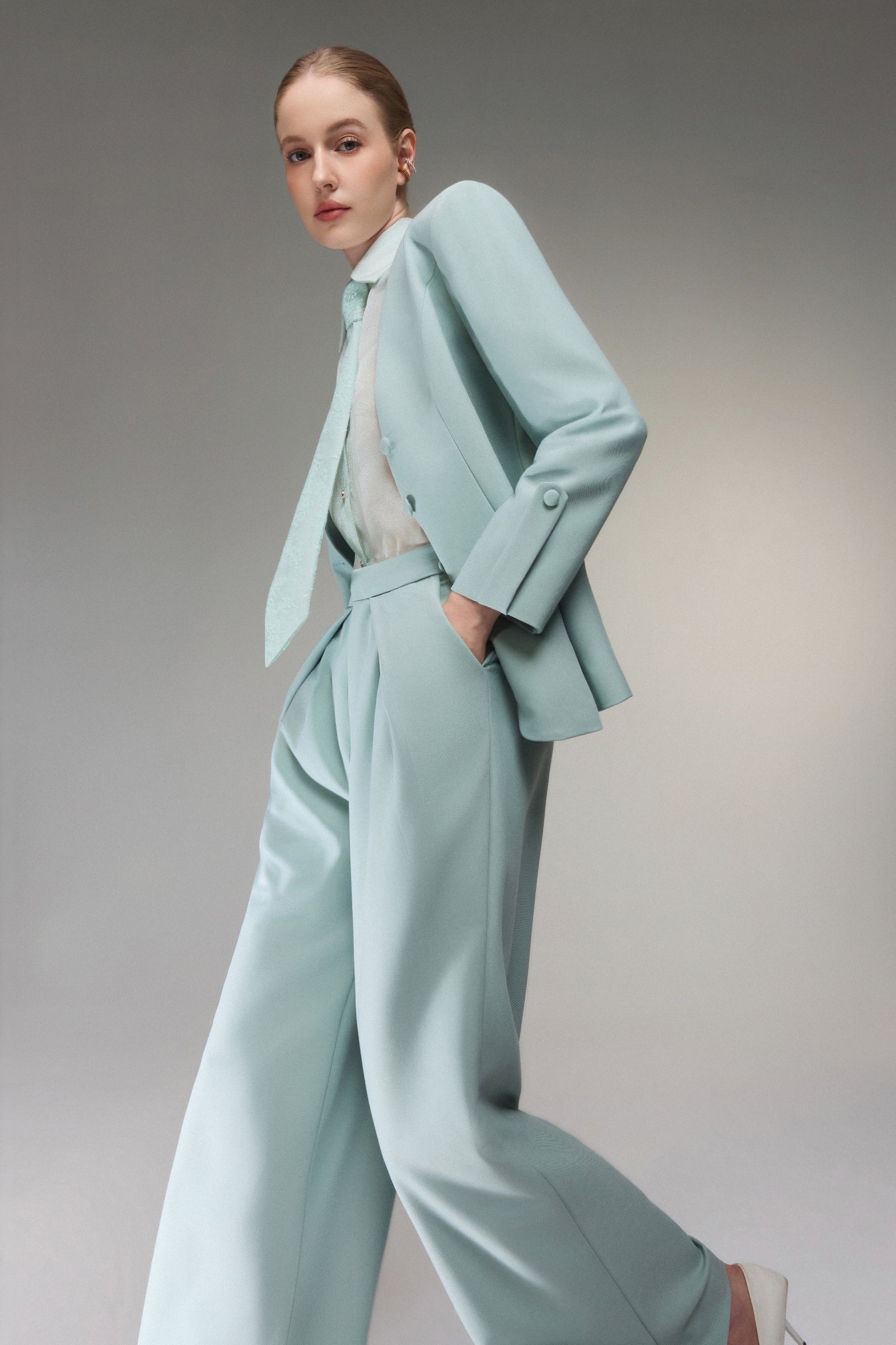 Nacré Seam Pocket Pants
