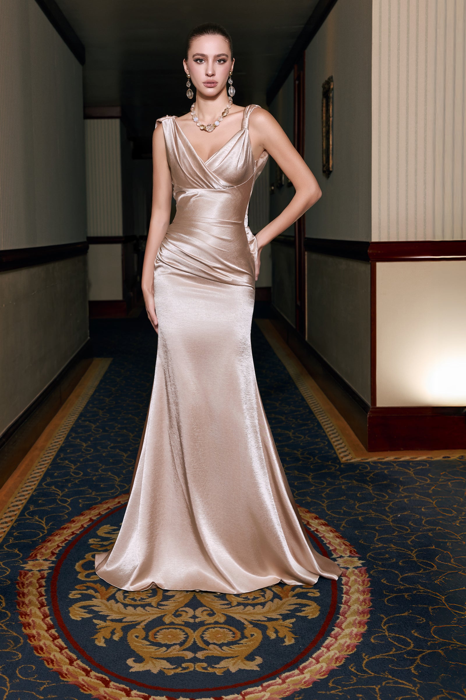 Éclat V-Neck Maxi Dress