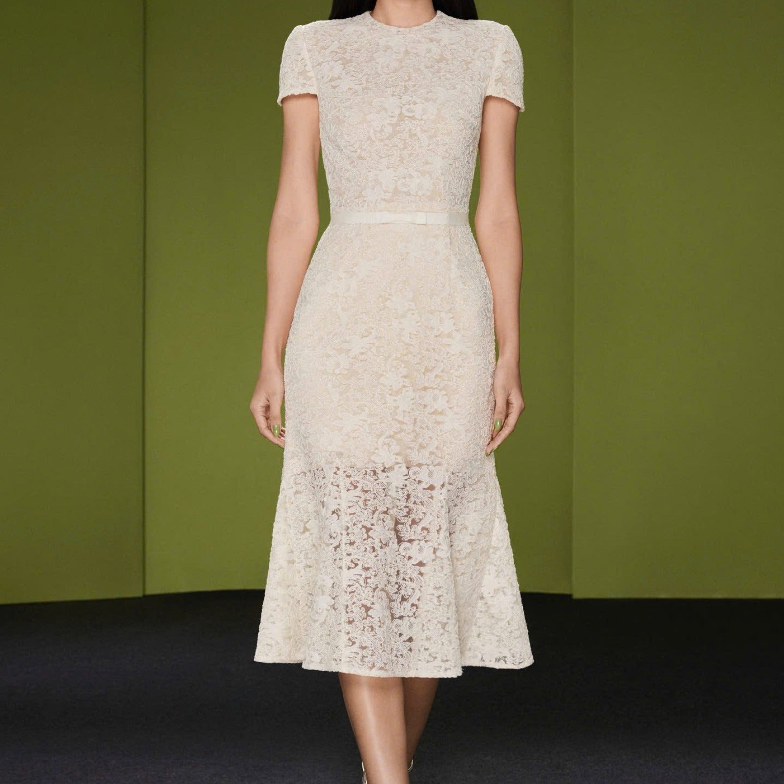 Eliette Mermaid Midi Dress - MEAN BLVD