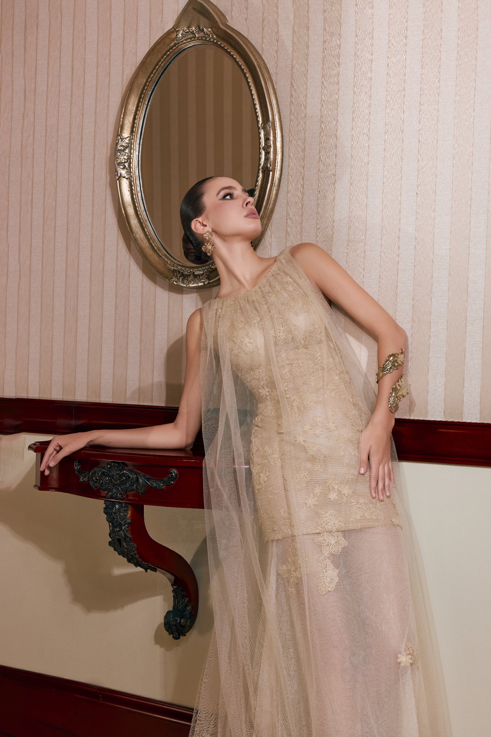 Éthe Sheath Maxi Dress