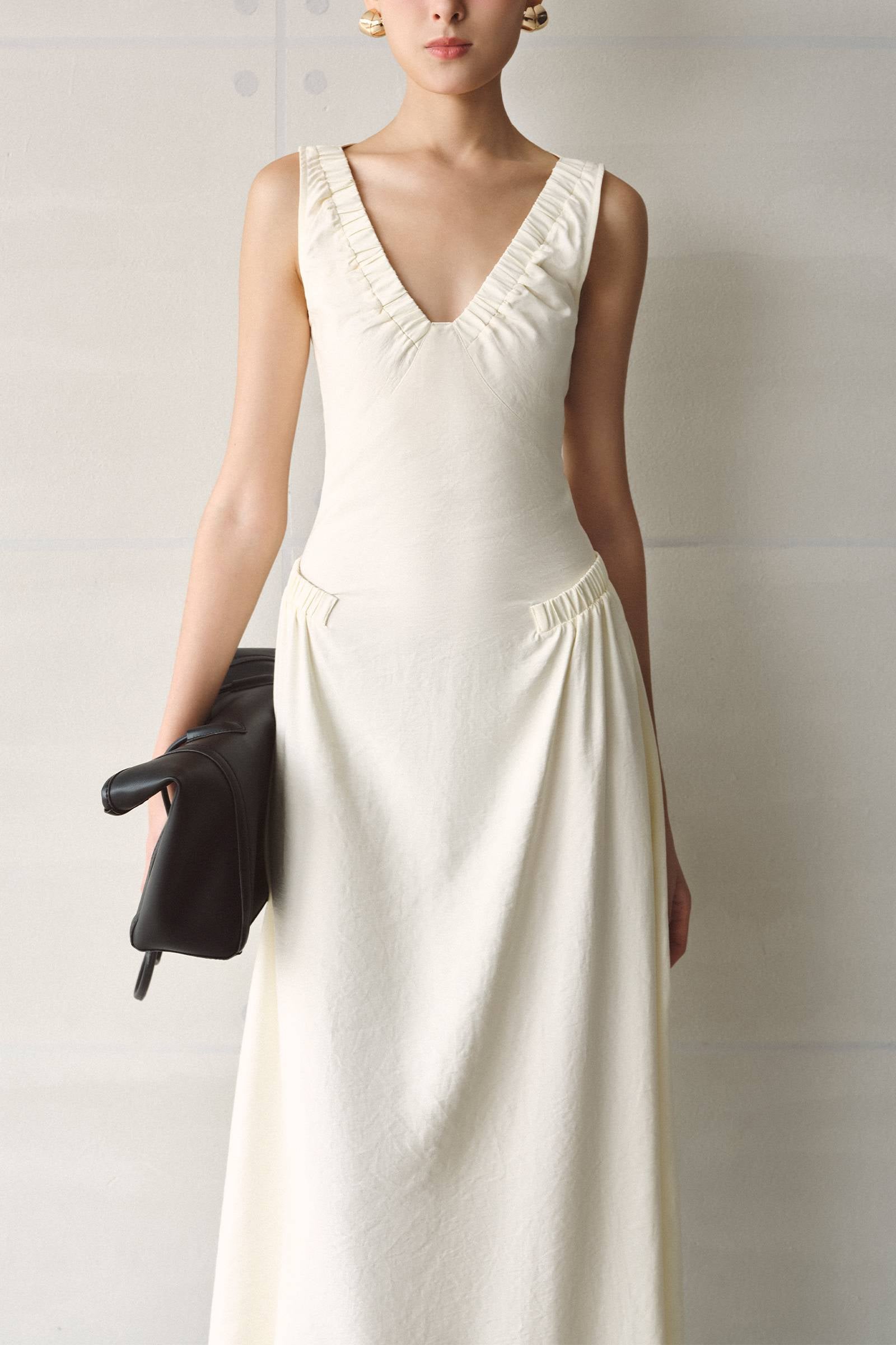 Clever V-Neck Gathering Midi Dress