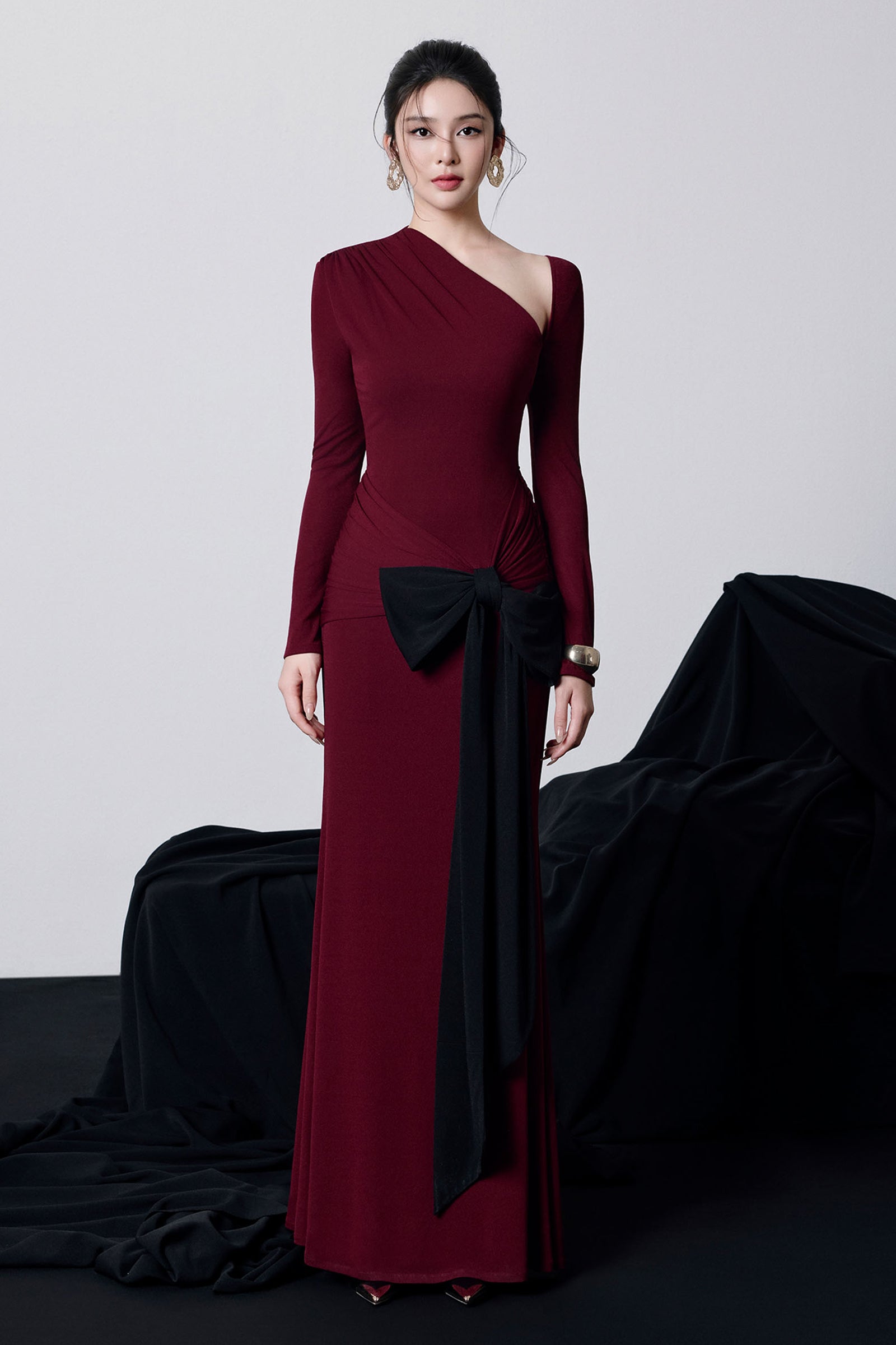 Melanie Asymmeytric Neck Ribbon Maxi Dress