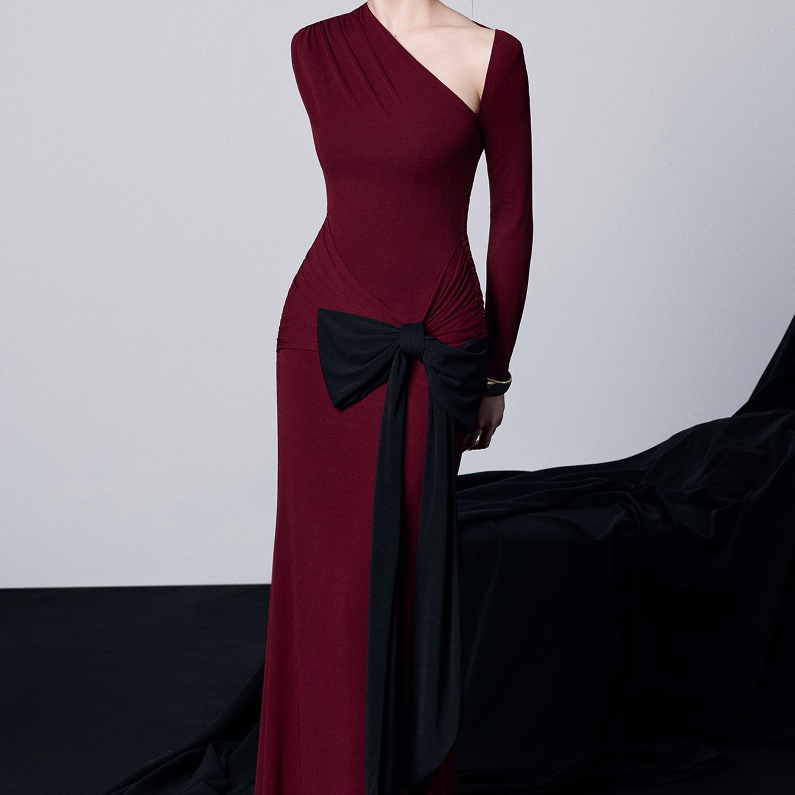 Melanie Asymmeytric Neck Ribbon Maxi Dress