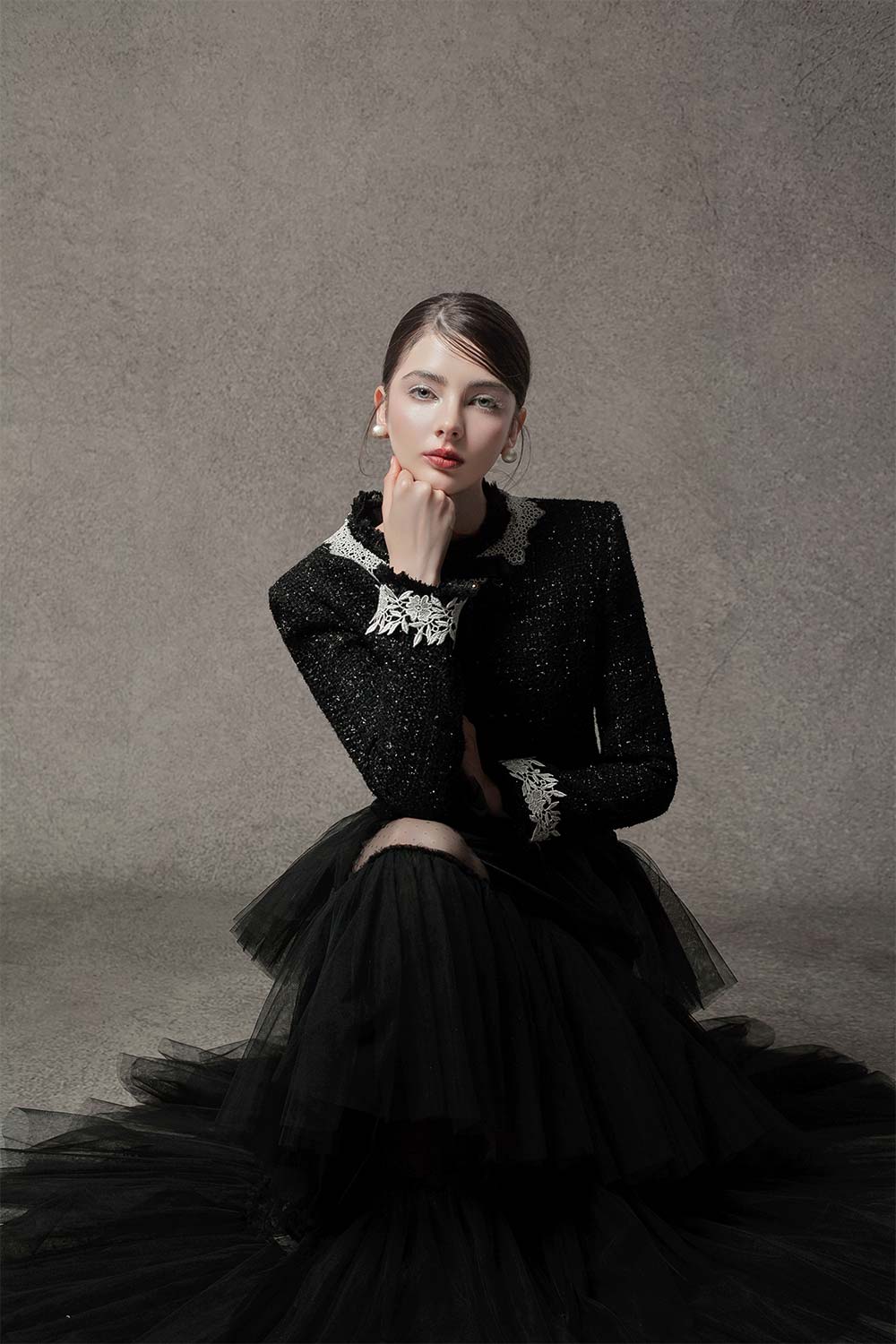 Helen Straight Long Sleeved Tweed Jacket