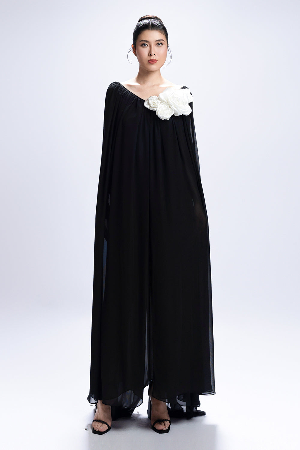 Hestia Scoop Neck Applique Maxi Dress - MEAN BLVD