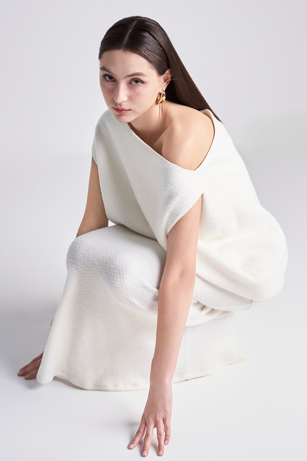 Snow Cocoon Off-Shoulder Felt Top