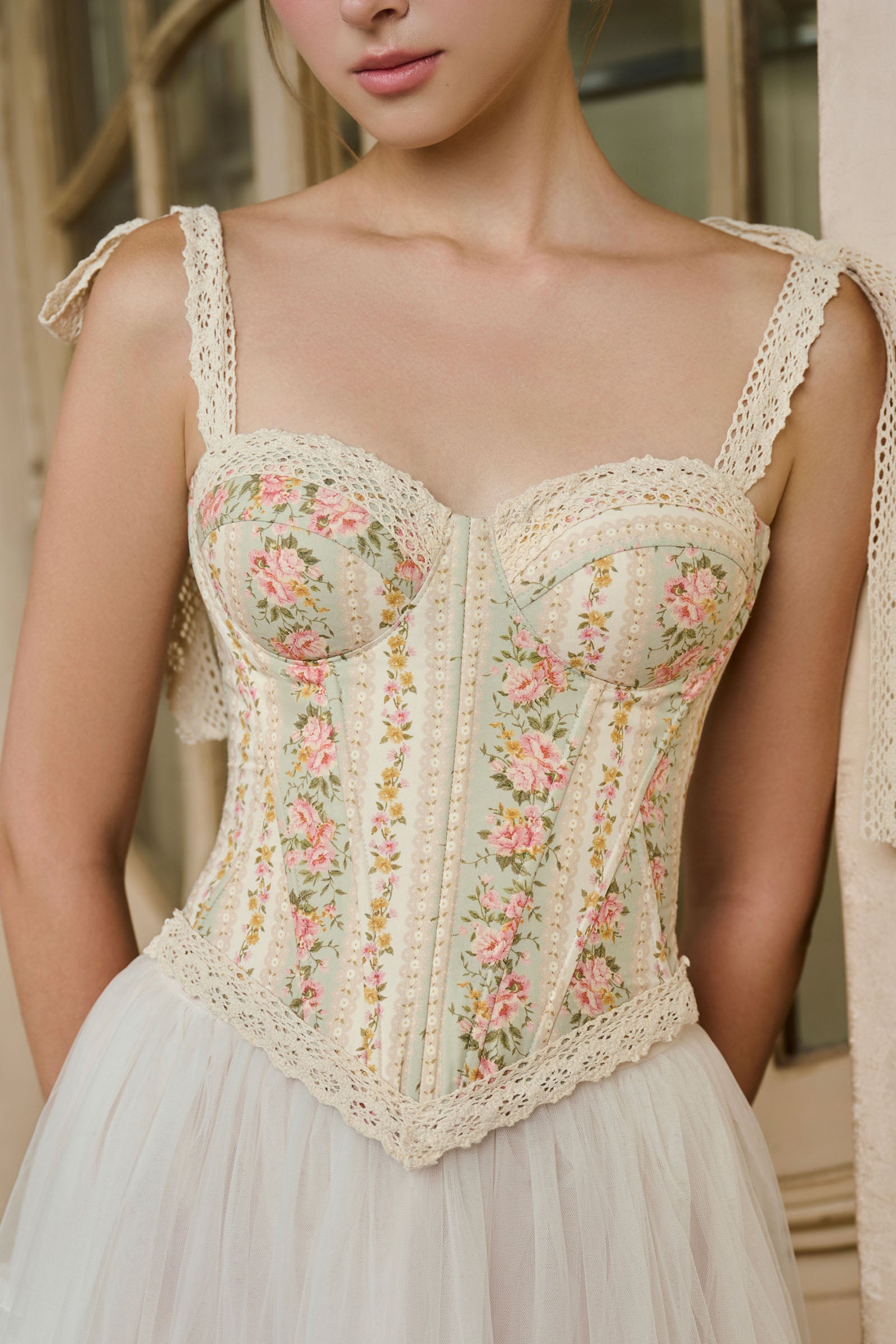 Ivory Sweetheart Top - MEAN BLVD