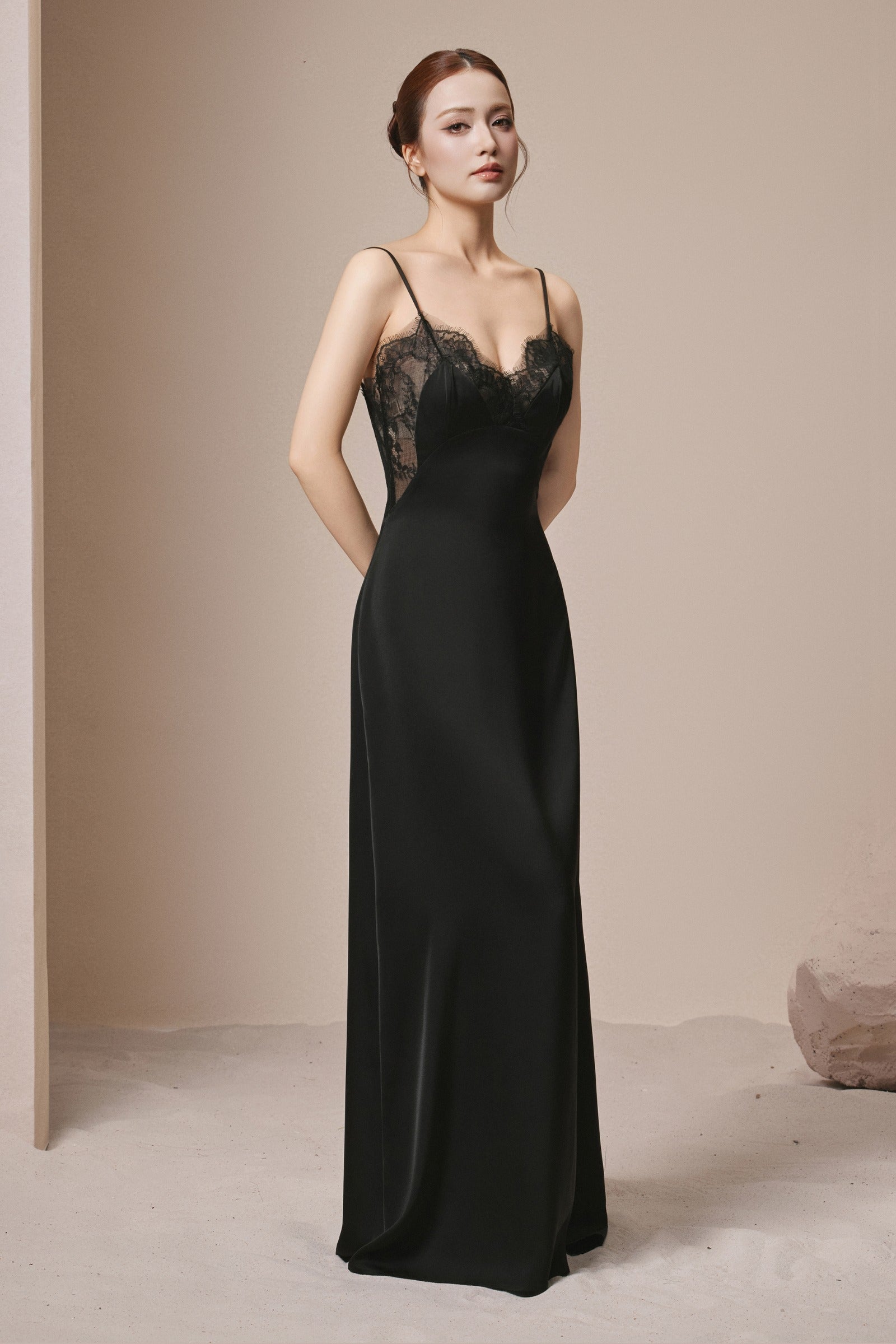 Kaia Sweetheart Maxi Dress