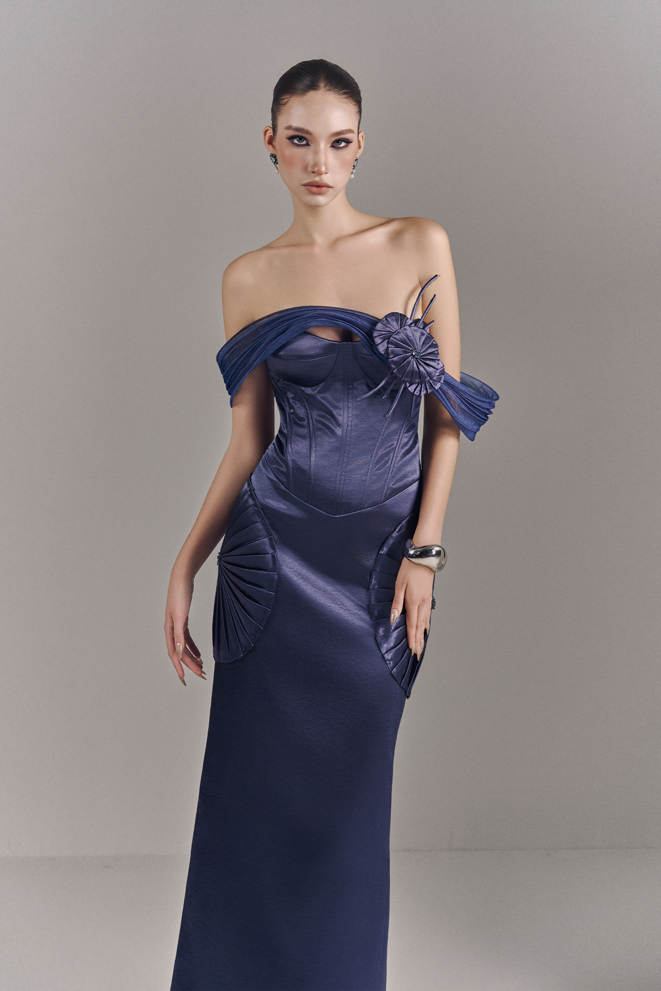 Valoria Corset Maxi Dress With Hip Drape Details 5