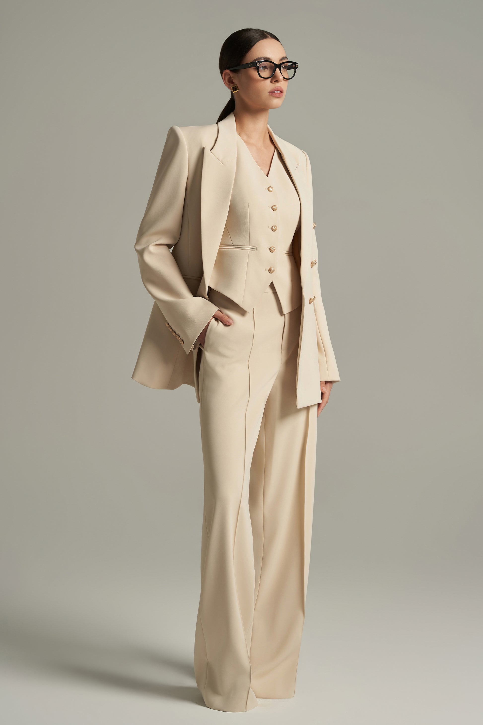 Katherin Straight Long Sleeved Corduroy Blazer