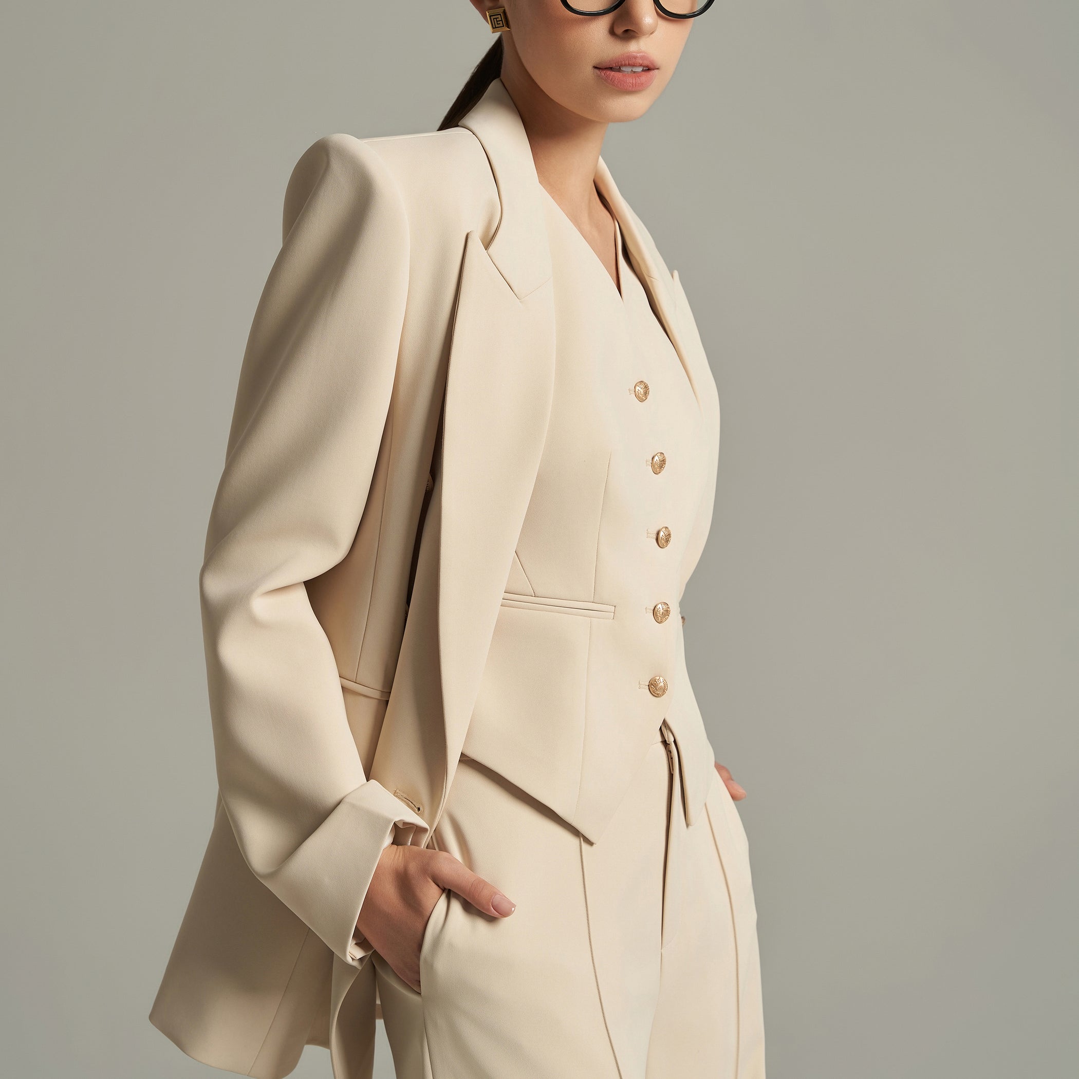 Katherin Straight Long Sleeved Corduroy Blazer