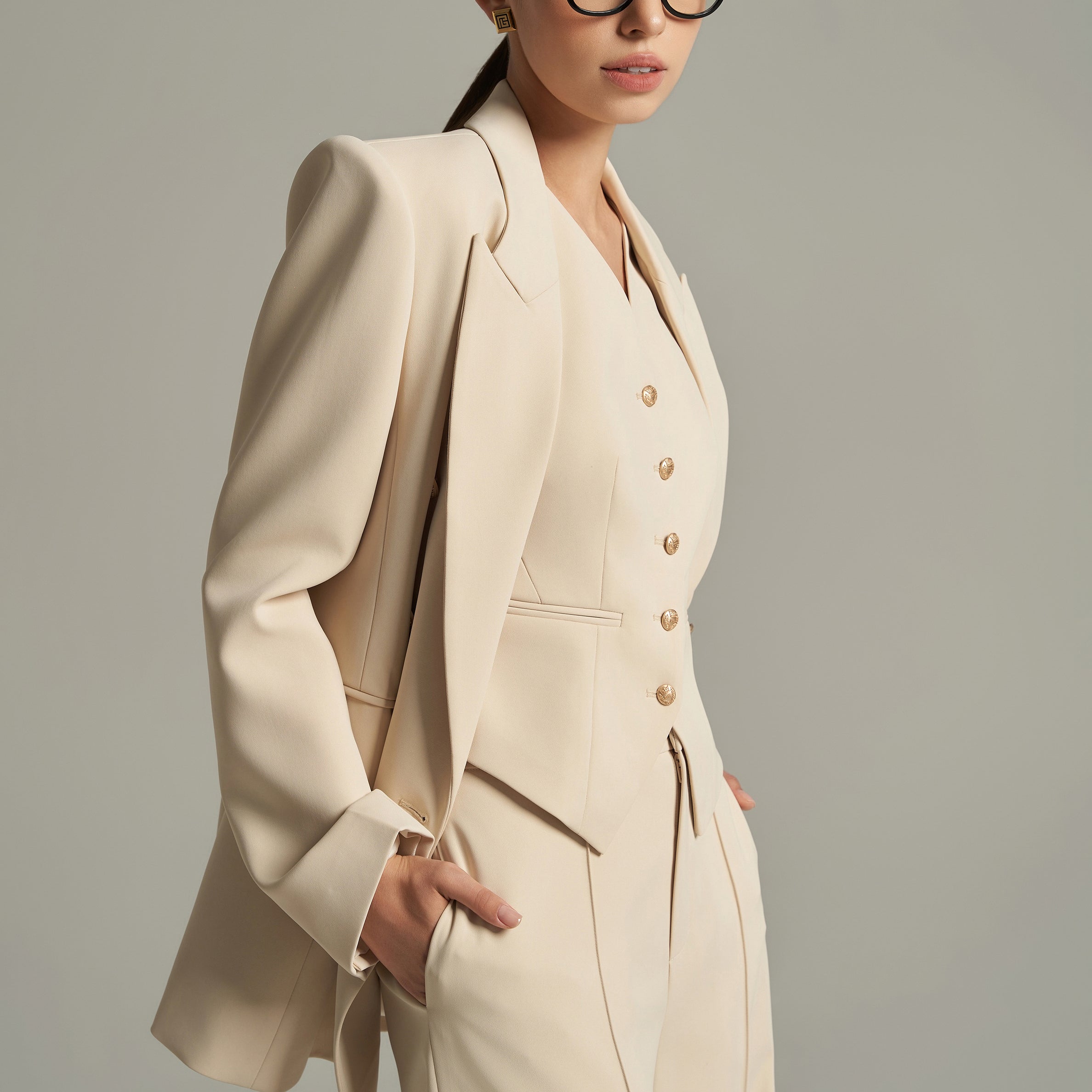 Katherin Straight Long Sleeved Corduroy Blazer