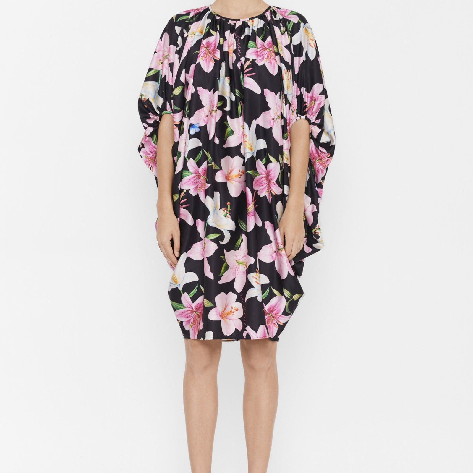 Linnea Cocoon Knee Length Dress