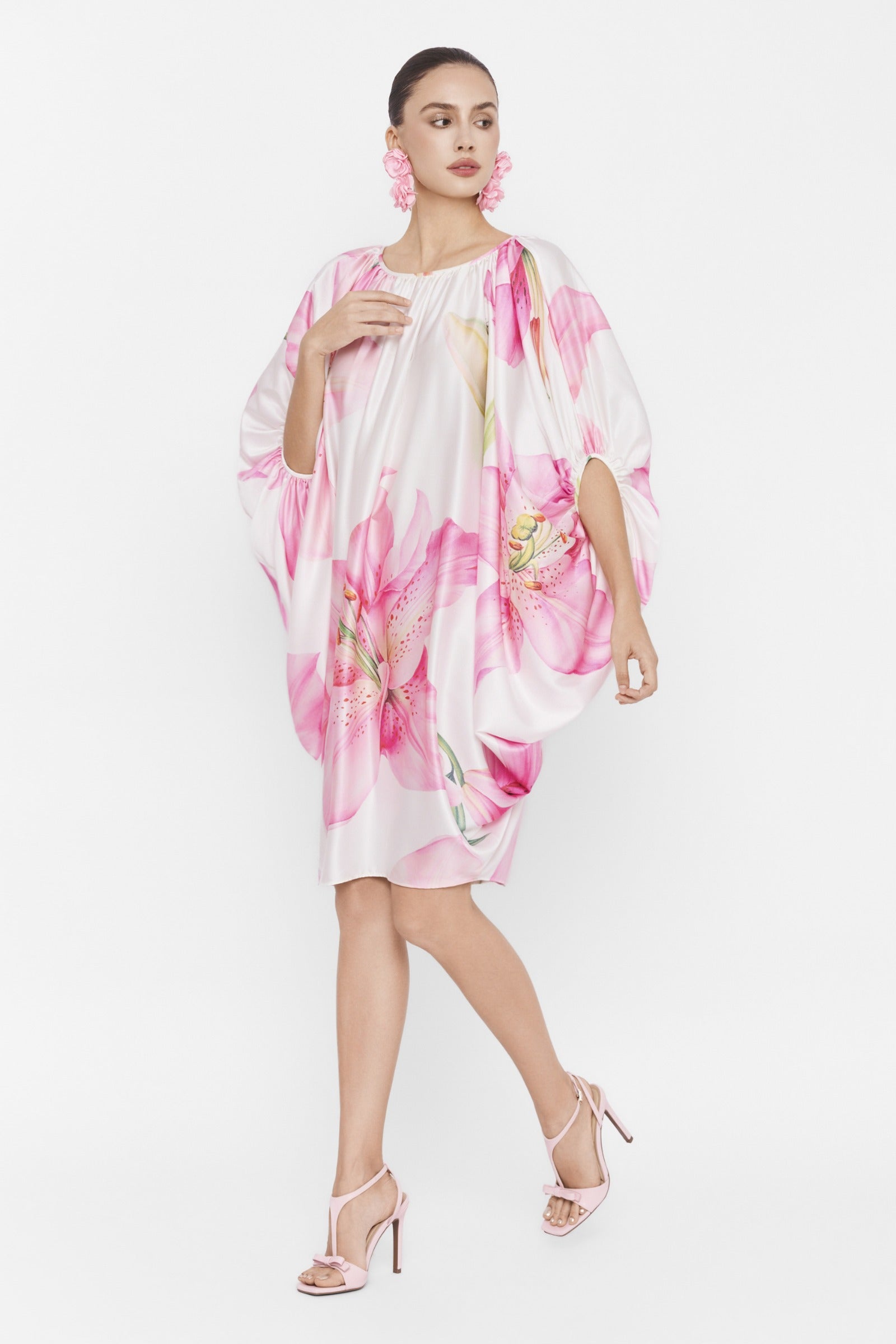 Ysolde Cocoon Knee Length Dress