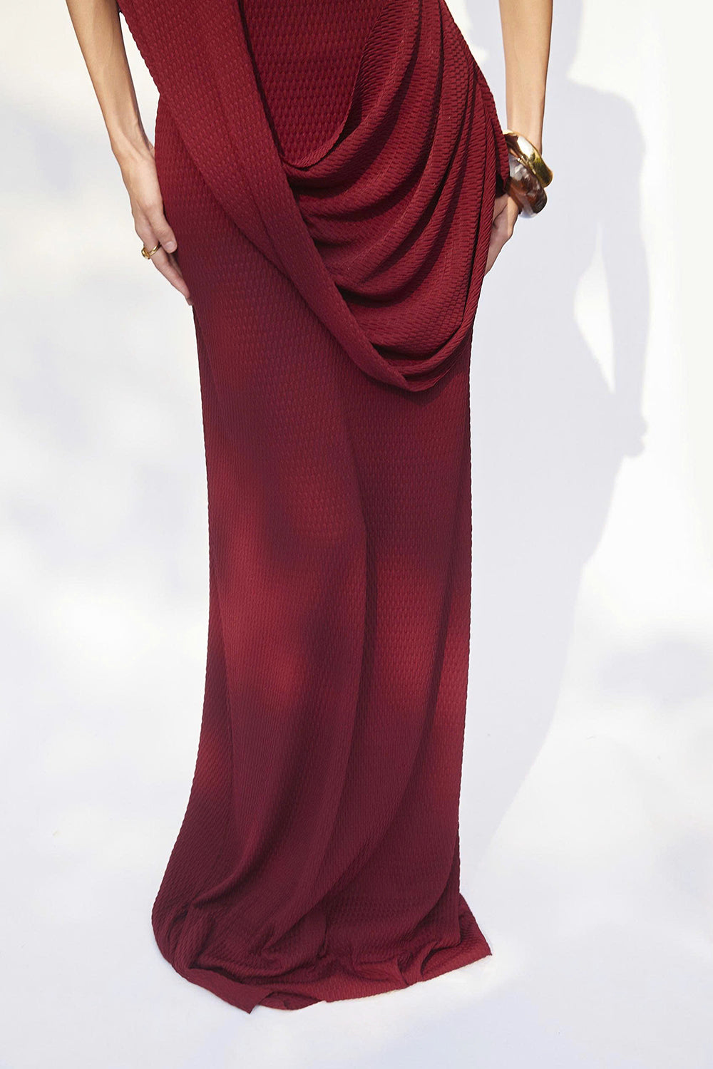 kensington maxi dress Capturing the essence of timeless sophistication. Our Kensington maxi dress in plum brown and mint