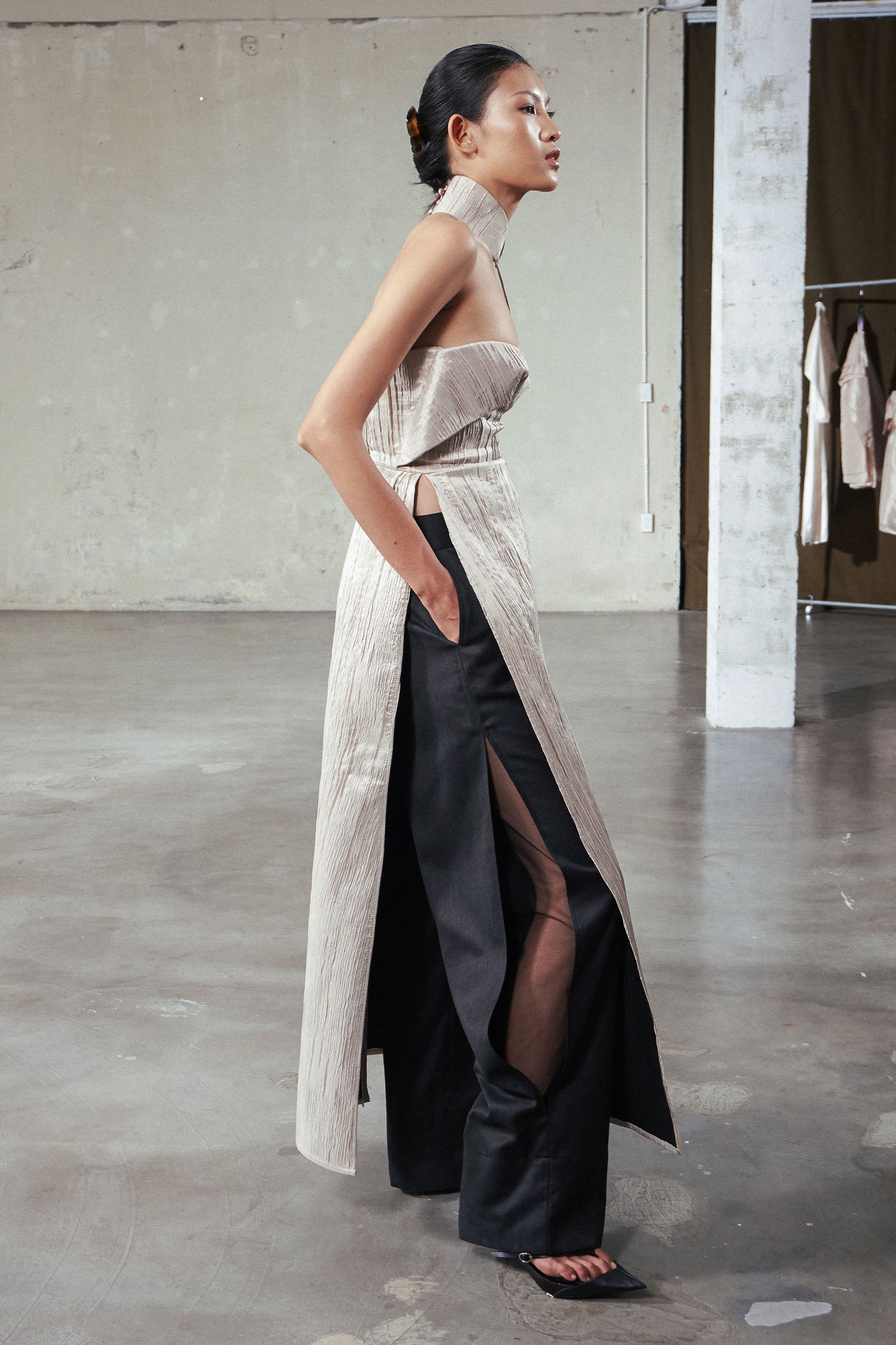 Khoang Dang Choker Neck Ao Dai - MEAN BLVD