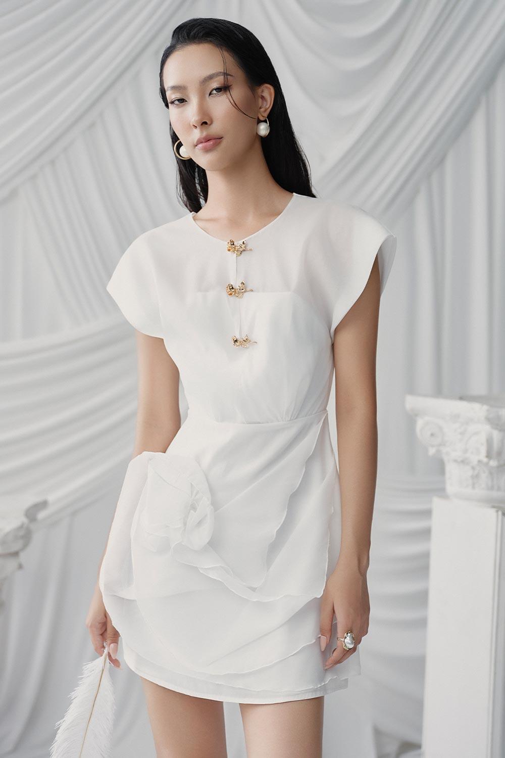 Clover A-line Jewel Neck Organza Mini Dress