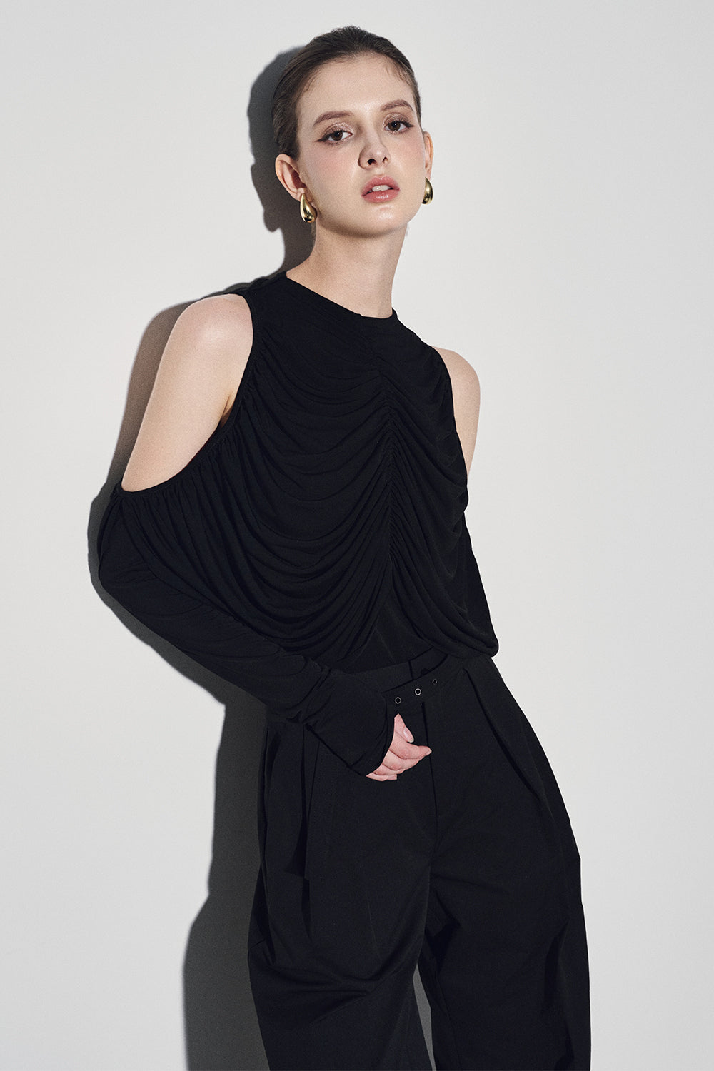 Ira Blouson Cold Shoulder Sleeved Cotton Top