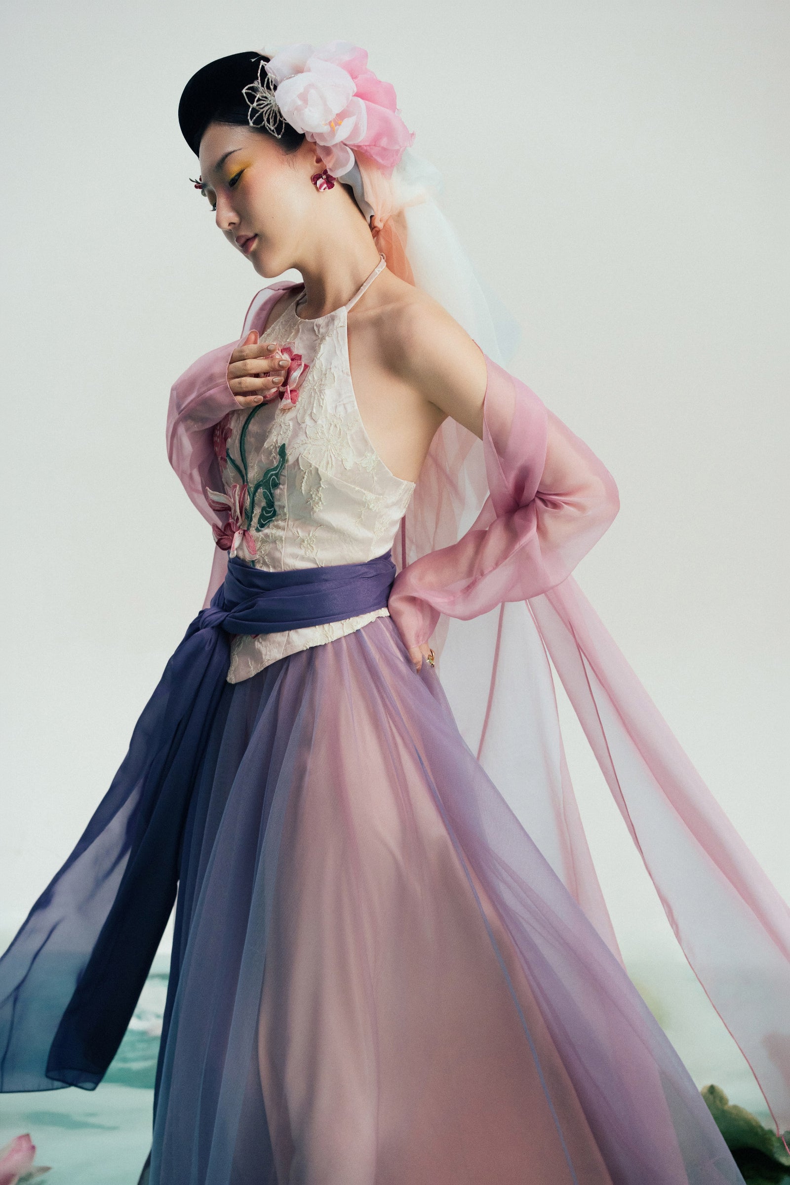 Lien Ninh Embroidery Set