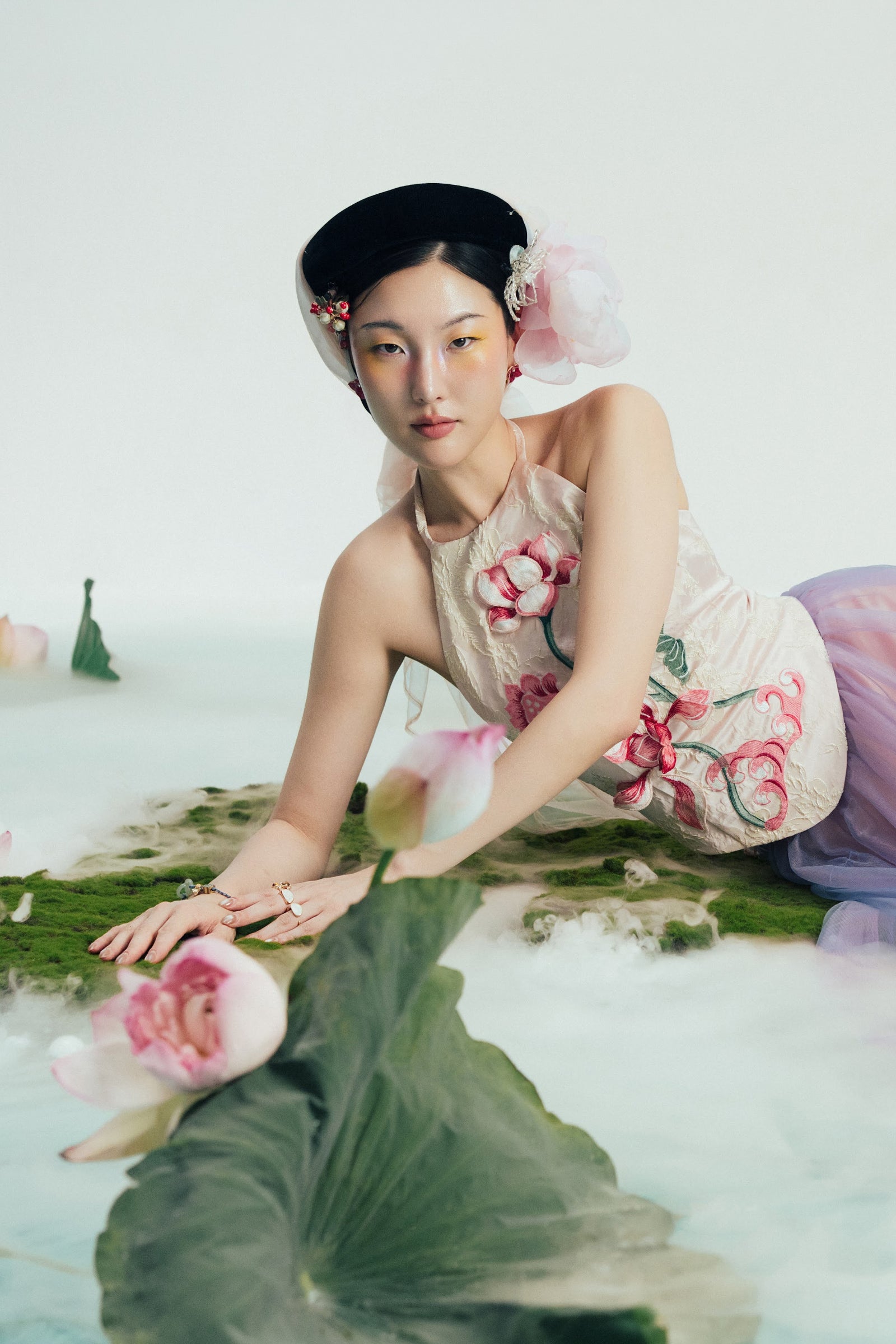 Lien Ninh Embroidery Set