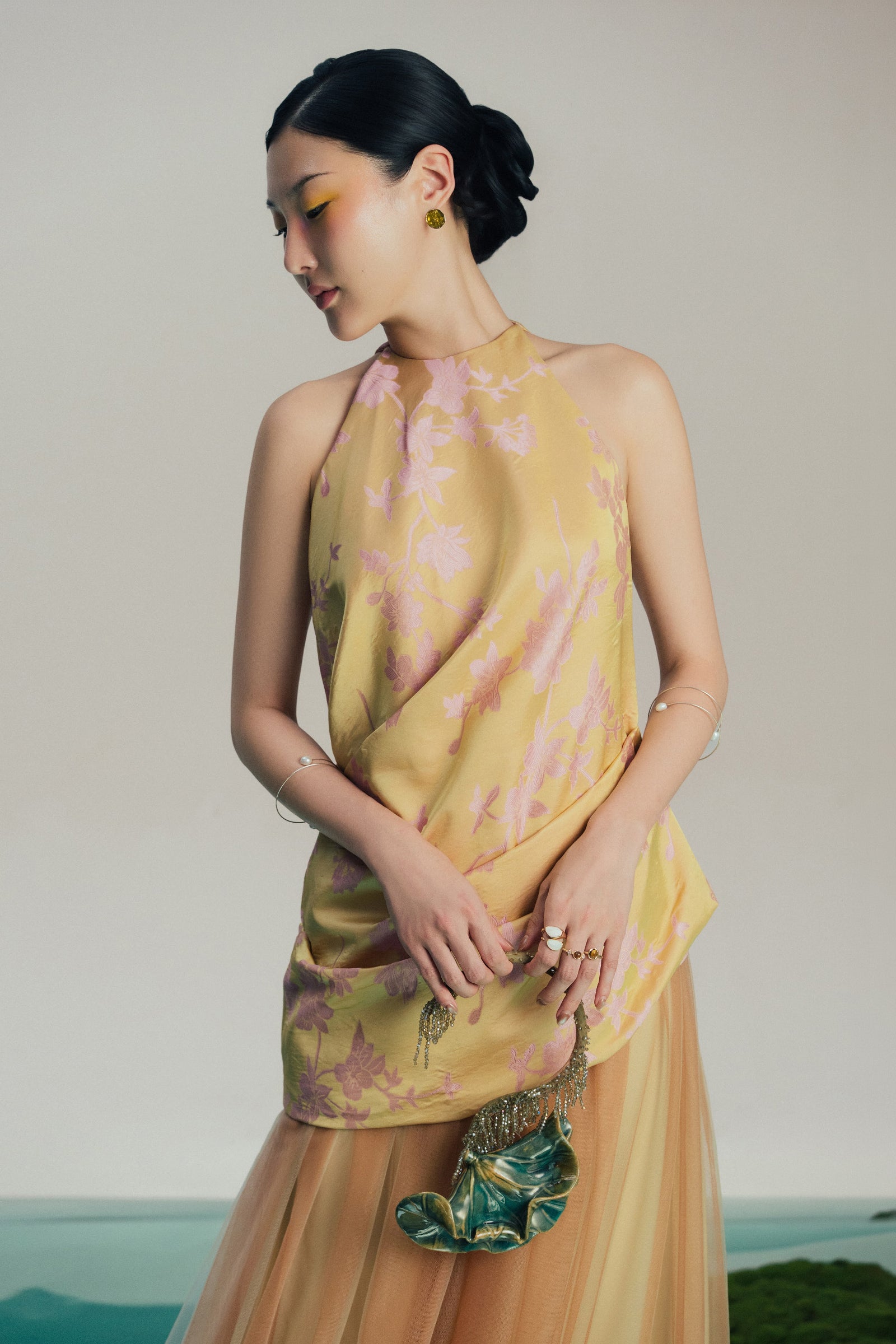 Lien Kim Halter Set