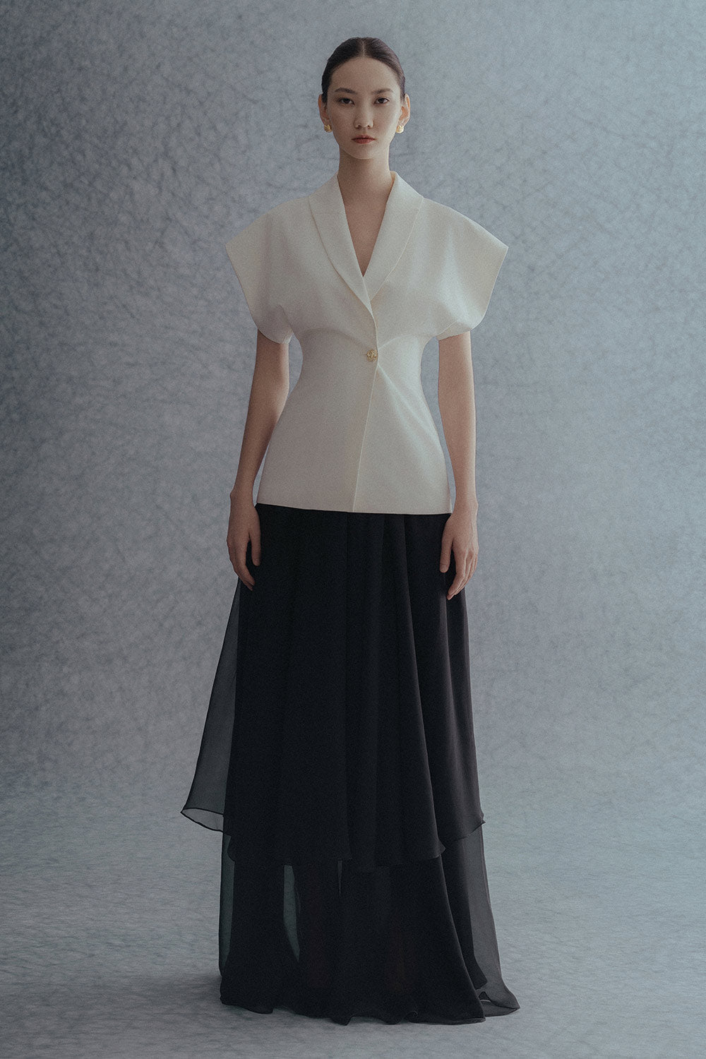 Holly Hourglass Butterfly Sleeved Twill Blazer