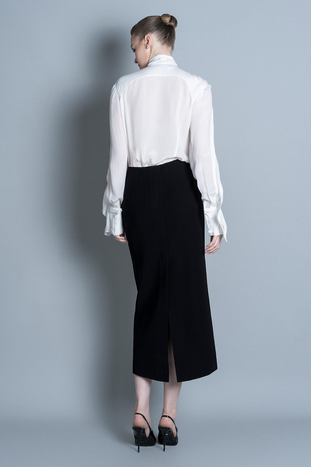 Saint-Denis Sheath Back Slit Crepe Calf Length Skirt