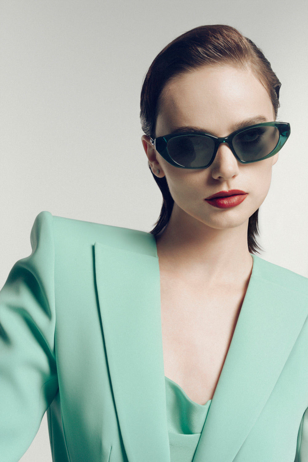 Nanterre Straight V-Neck Silk Crepe Blazer