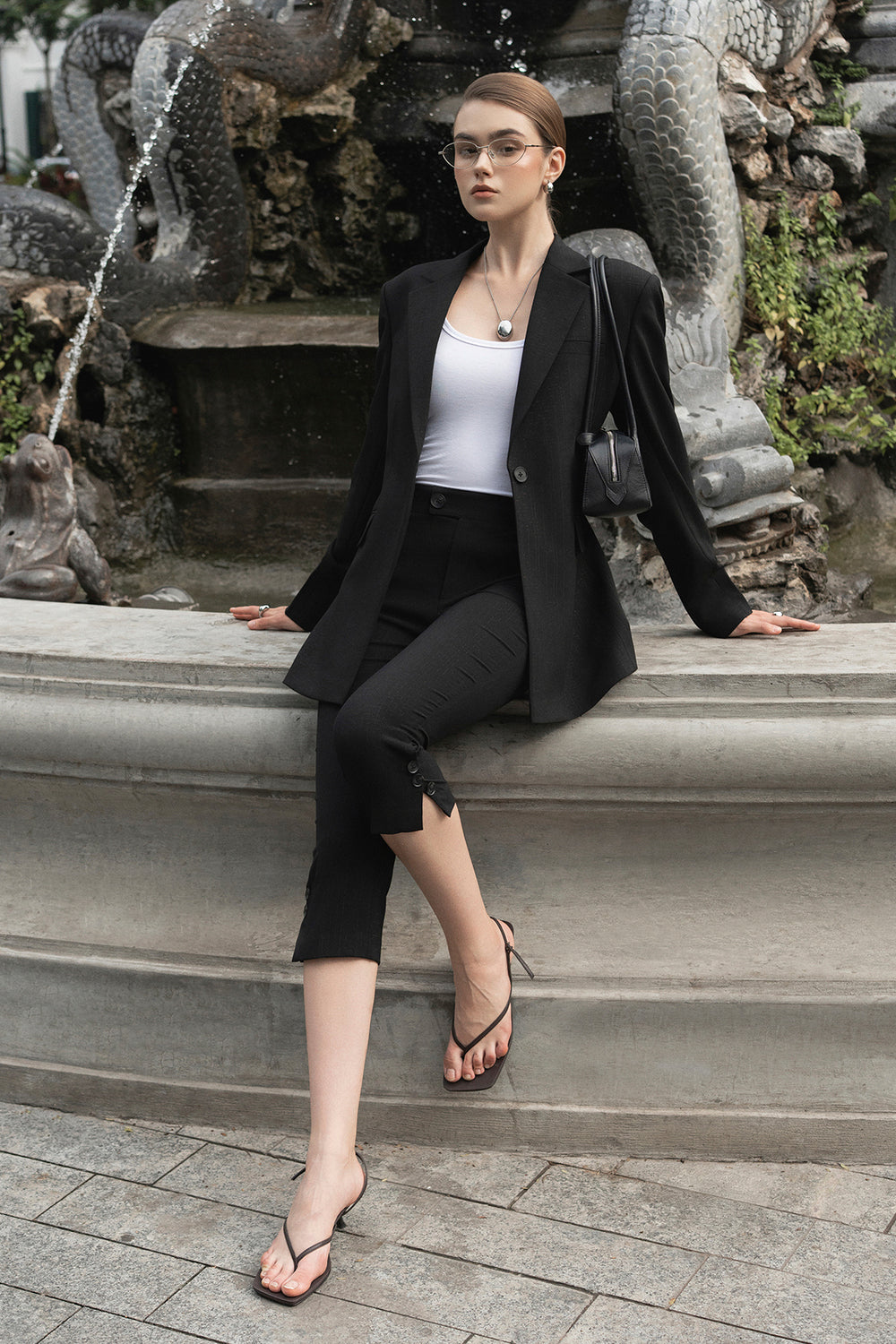 Leslie Straight Notch Lapel Twill Blazer