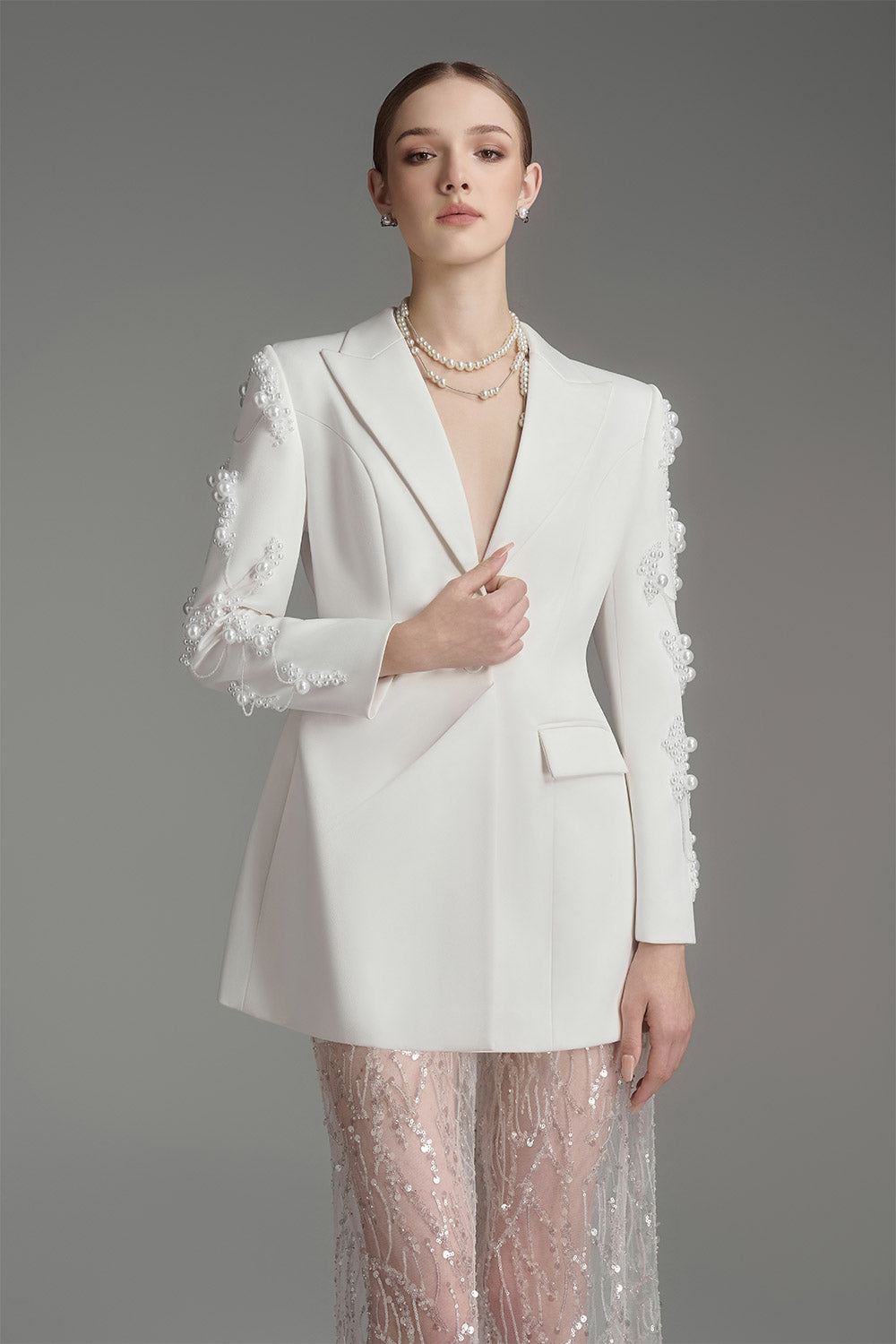 Valse Sheath Peak Lapel Silk Blend Blazer