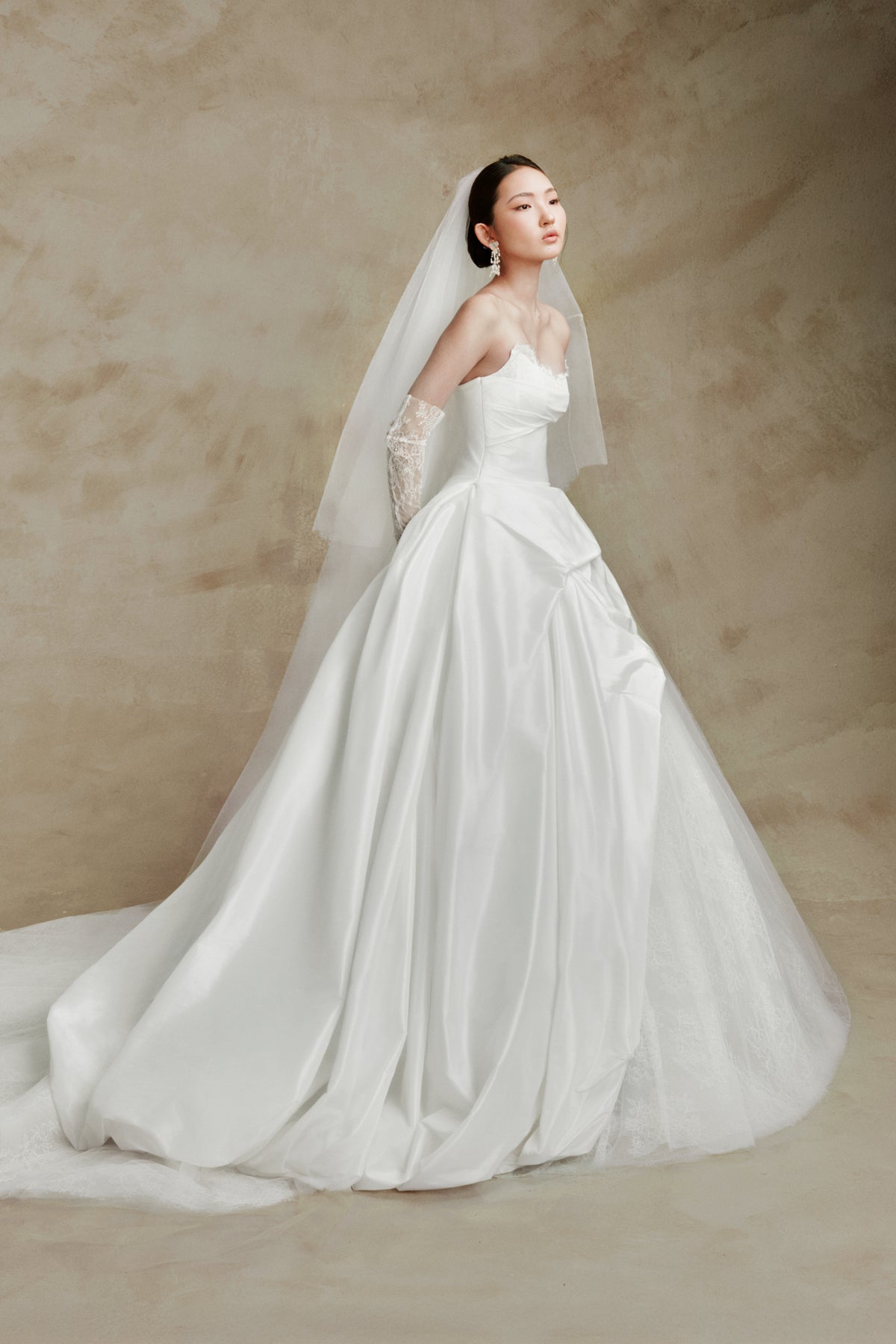 Khue Sweetheart Maxi Dress