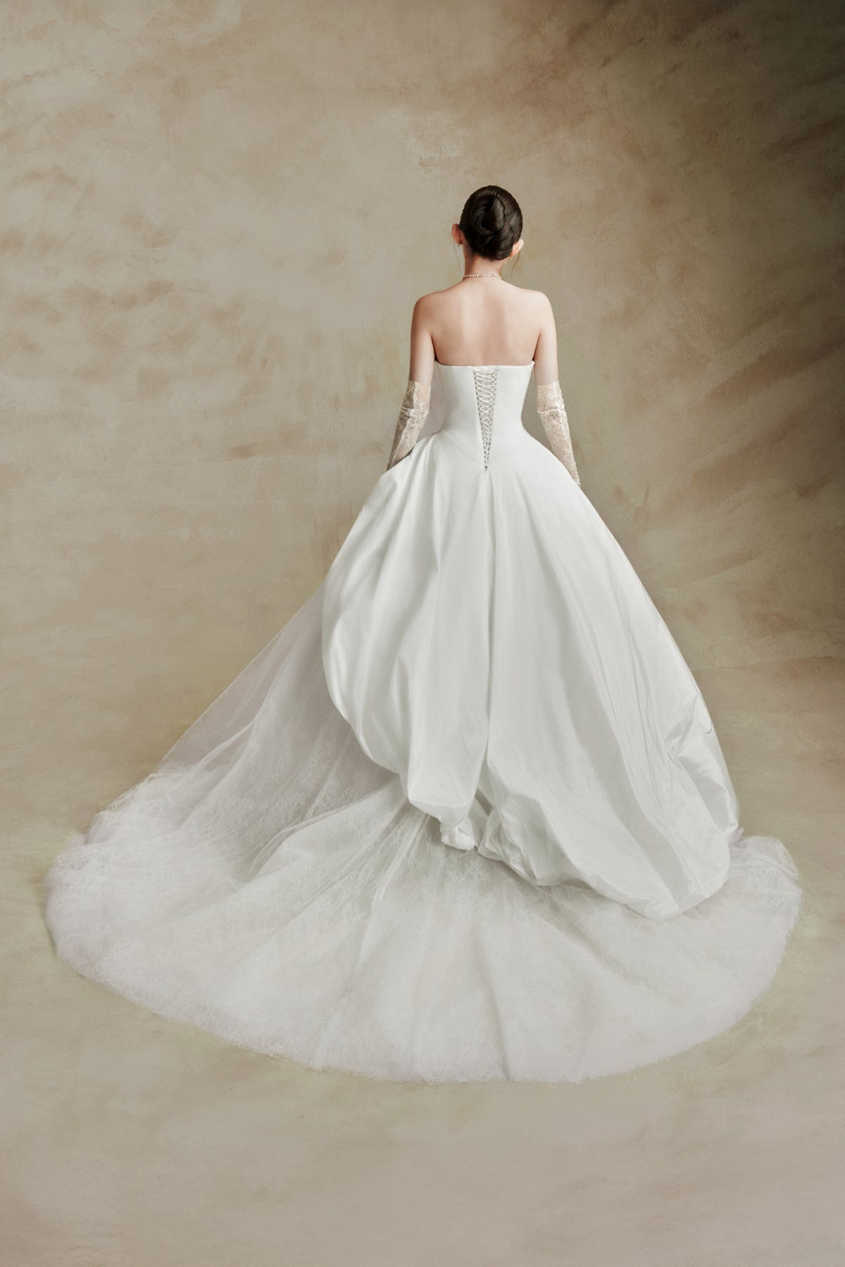 Khue Sweetheart Maxi Dress