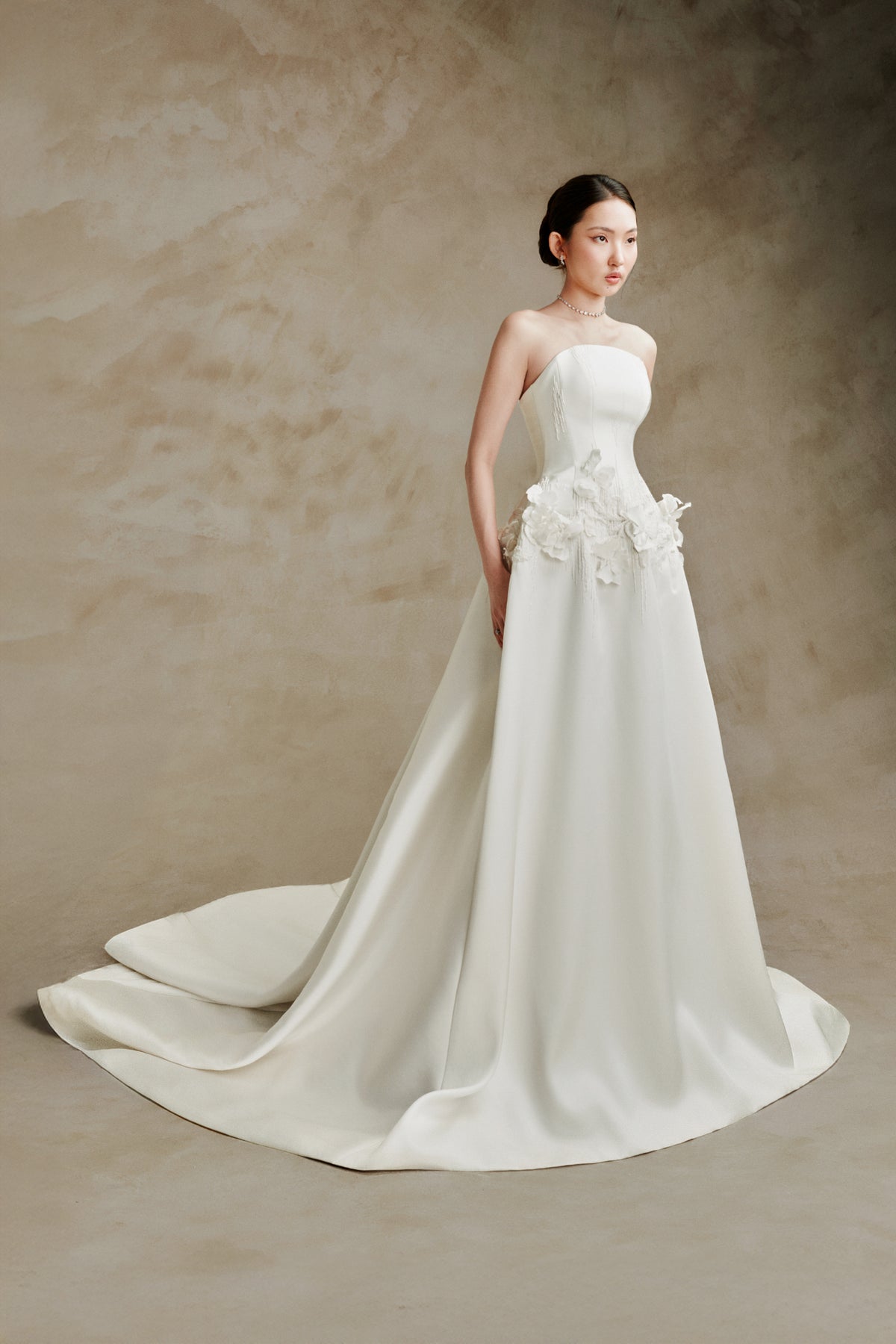 Hue Applique Maxi Dress