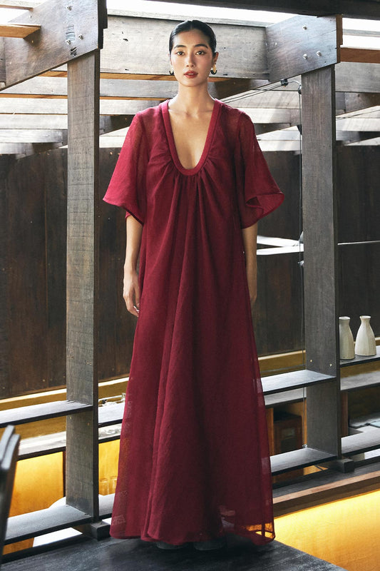 Juliet Trapezoid Butterfly Sleeved Organza Maxi Dress