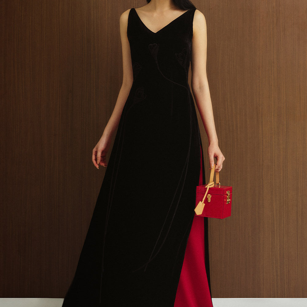 Ngu Yen A-line Flower Applique Velvet Floor Length Ao Dai