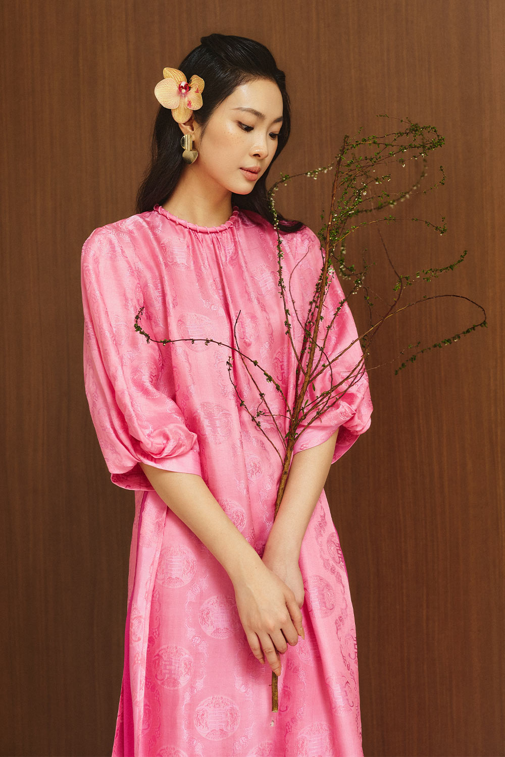 Giai Ky Straight Puffy Sleeved Silk Calf Length Ao Dai