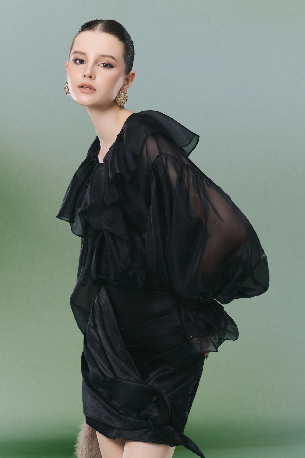 Madison Sheath Ruffle Set