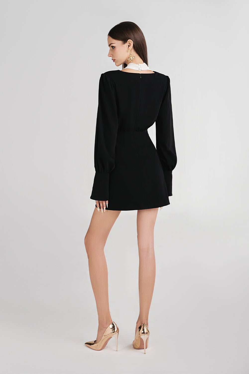 Lalune A-line Halter Neck Velvet Mini Dress