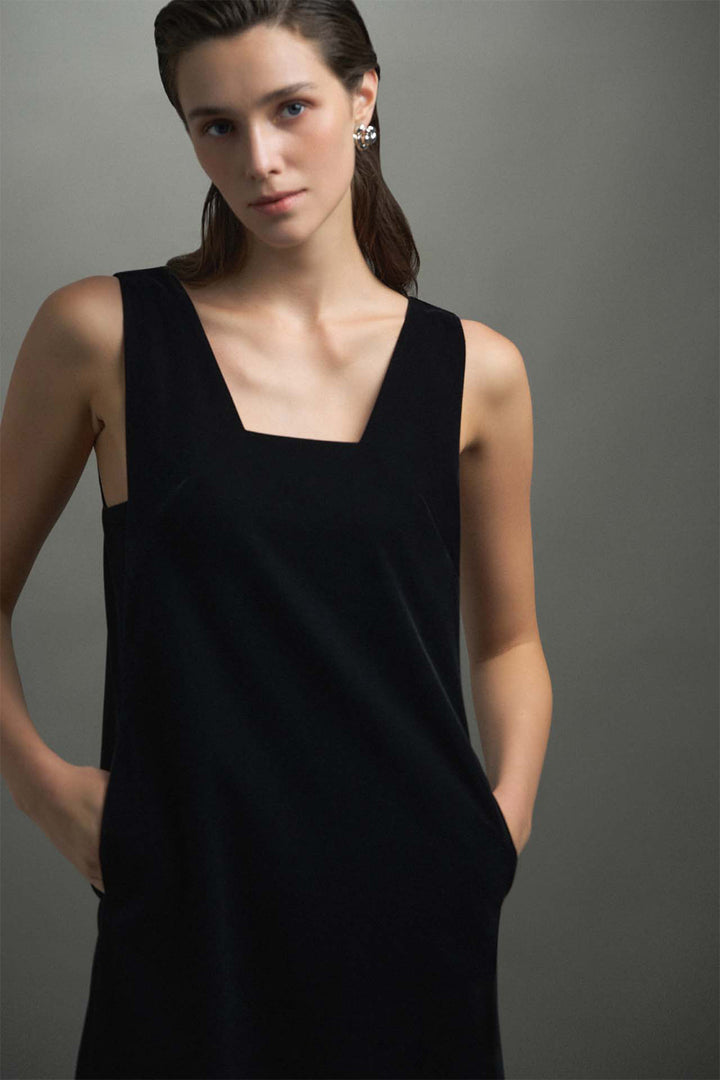 Laura Trapeze Neck Velvet Midi Dress - MEAN BLVD