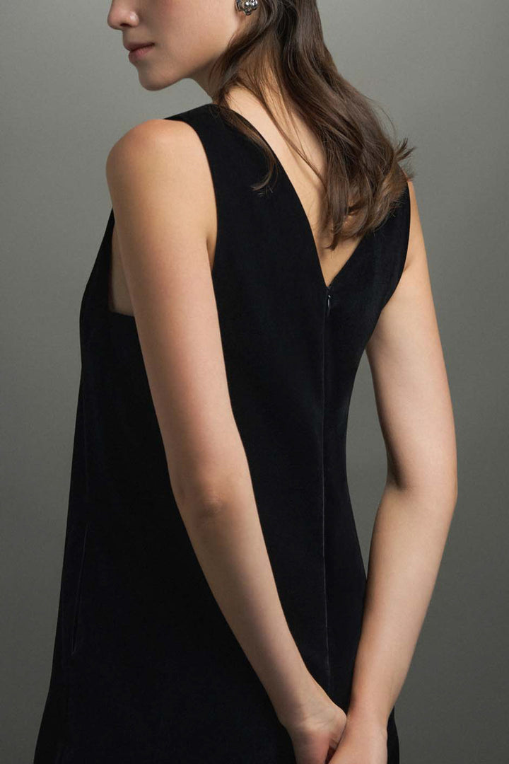 Laura Trapeze Neck Velvet Midi Dress - MEAN BLVD