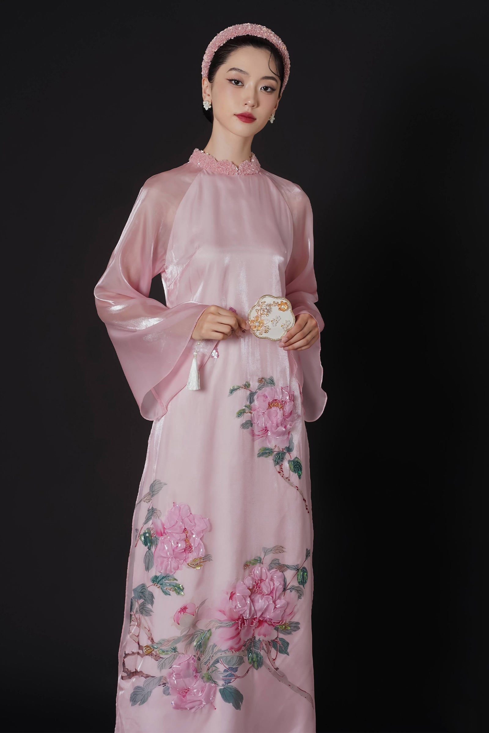 Diep Chi Straight Embroidery Ao Dai Set