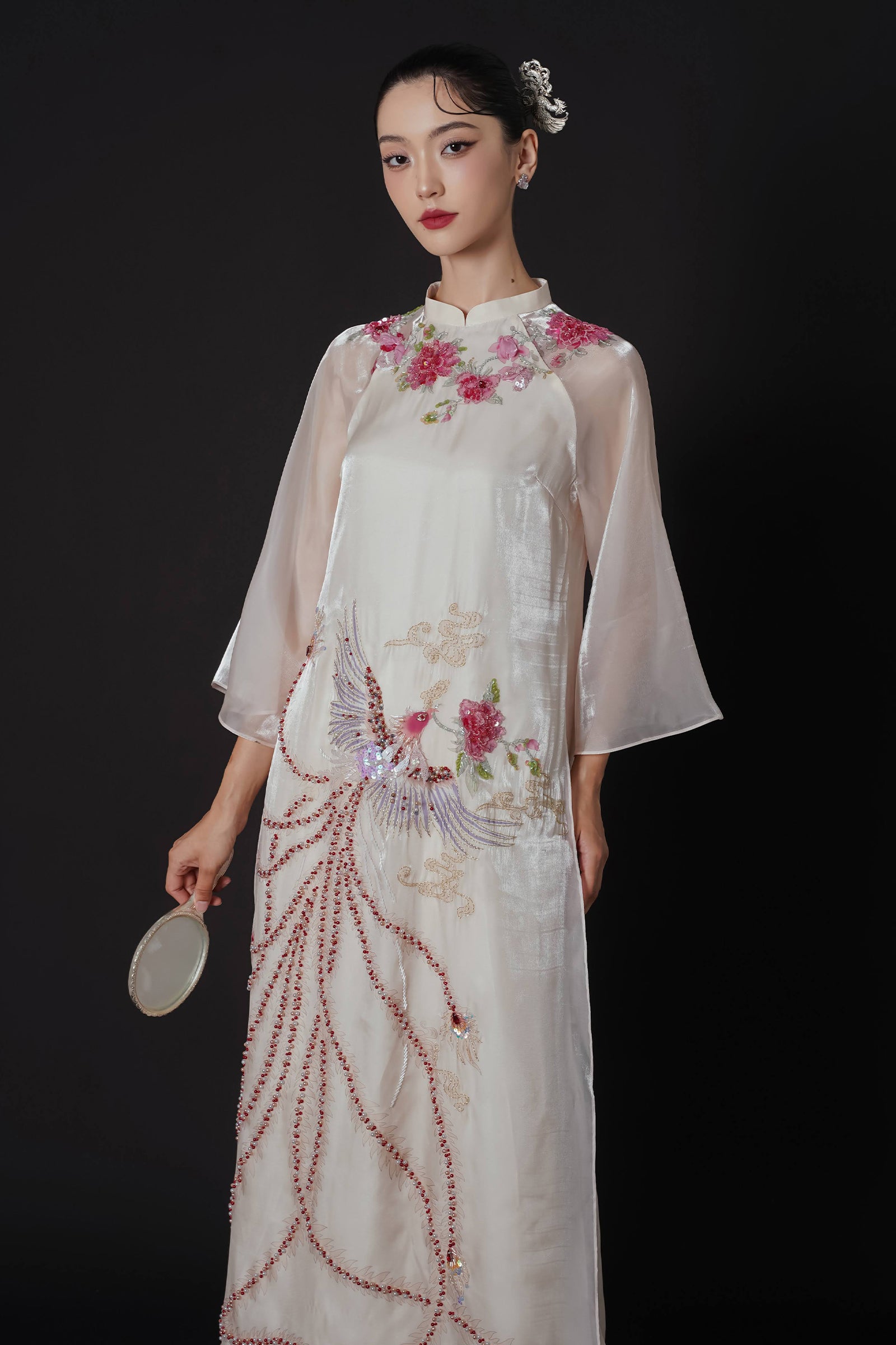 Nghinh Loan Wide Sleeve Bead Ao Dai Set